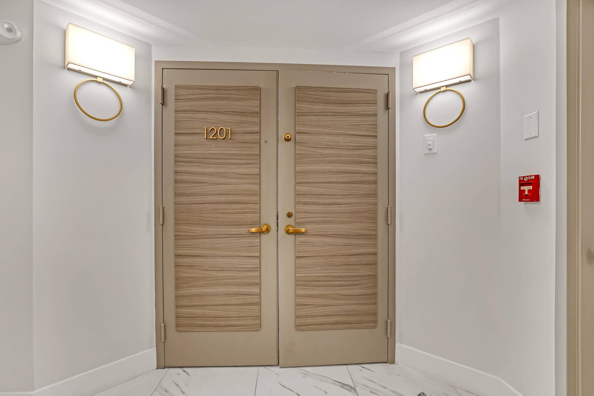 5200 N OCEAN Drive N, #1201, Singer Island, FL 33404 Entry
