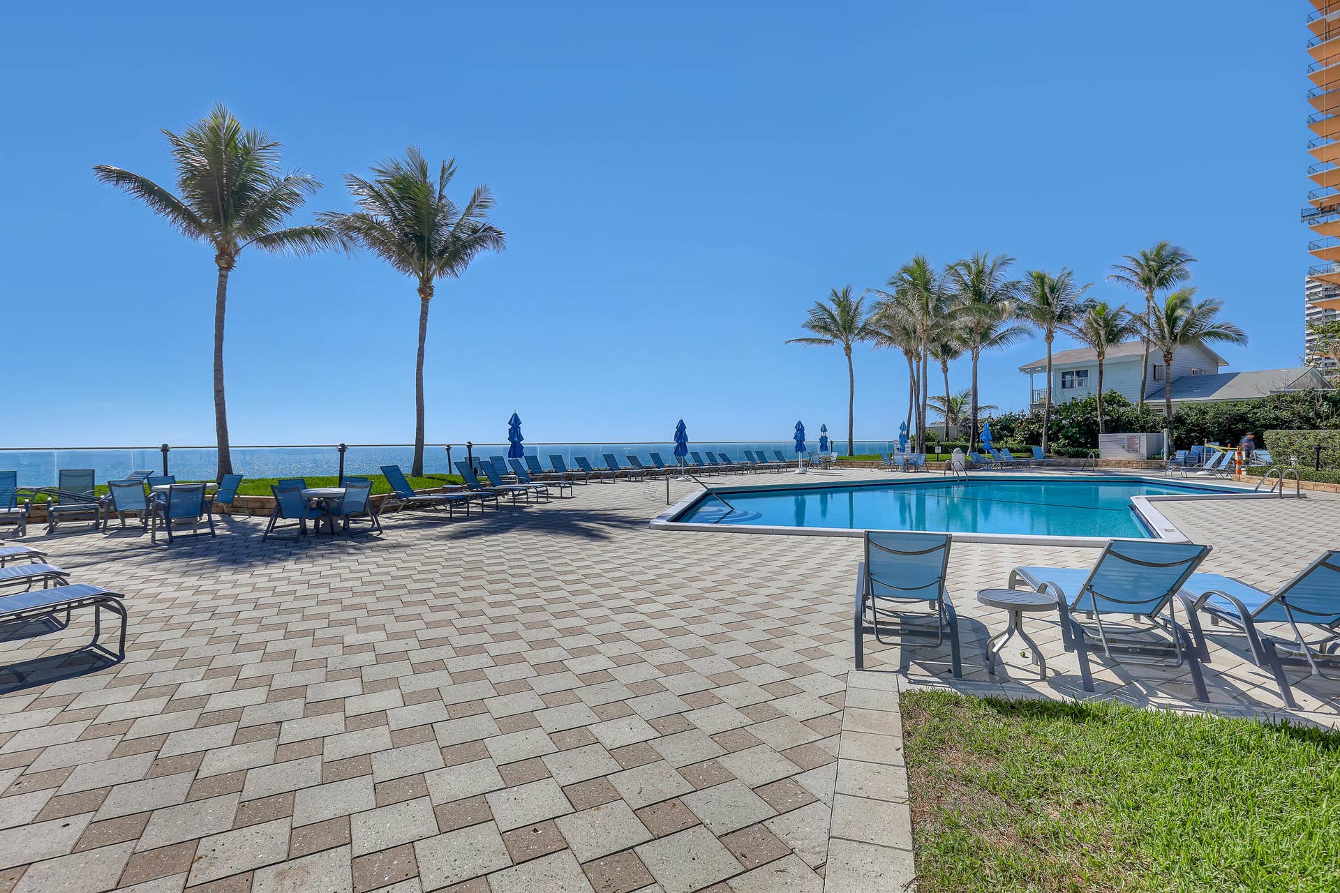 5200 N OCEAN Drive N, #1201, Singer Island, FL 33404 Corniche (12)