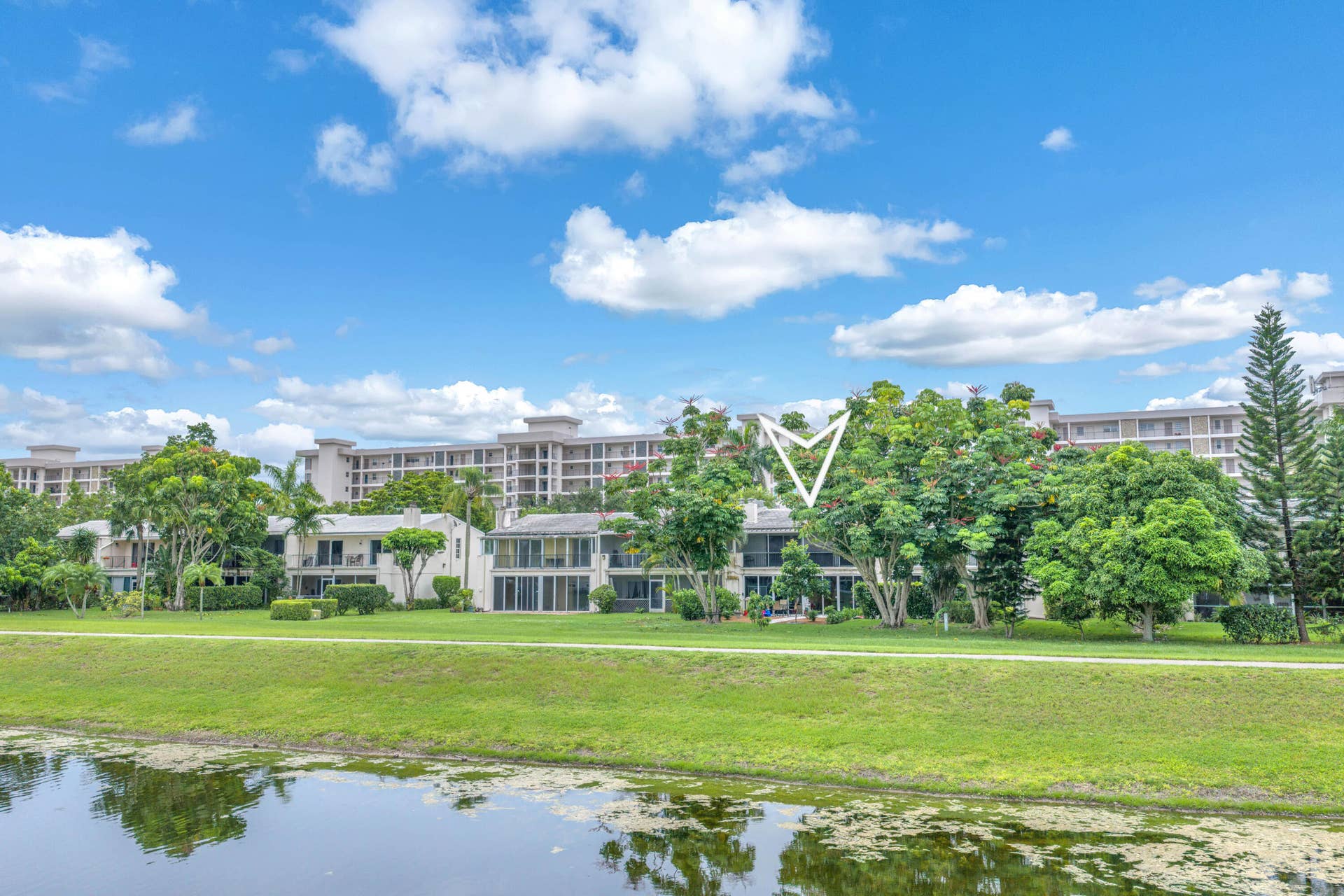 3119 N Palm Aire (5)