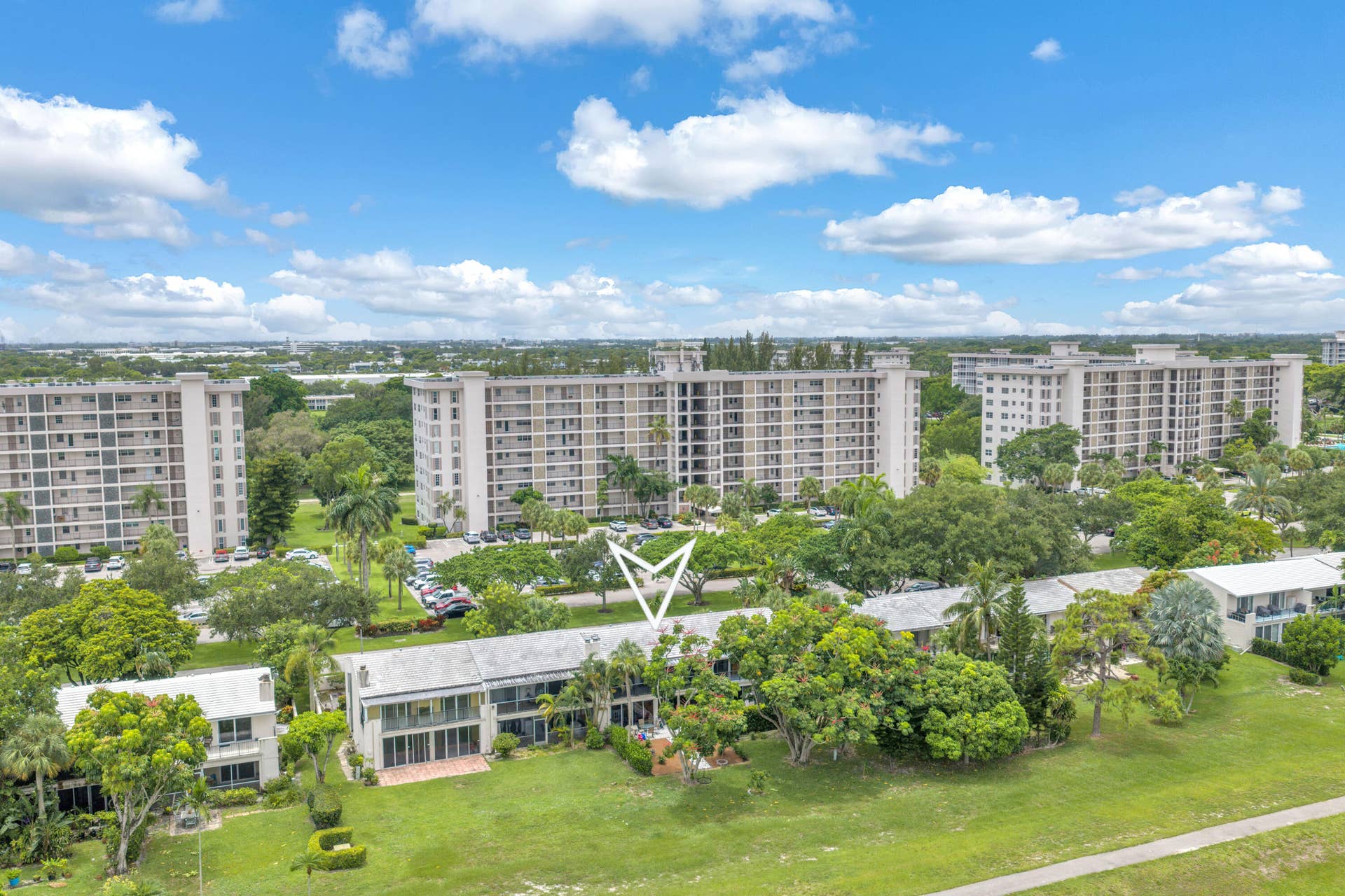 3119 N Palm Aire