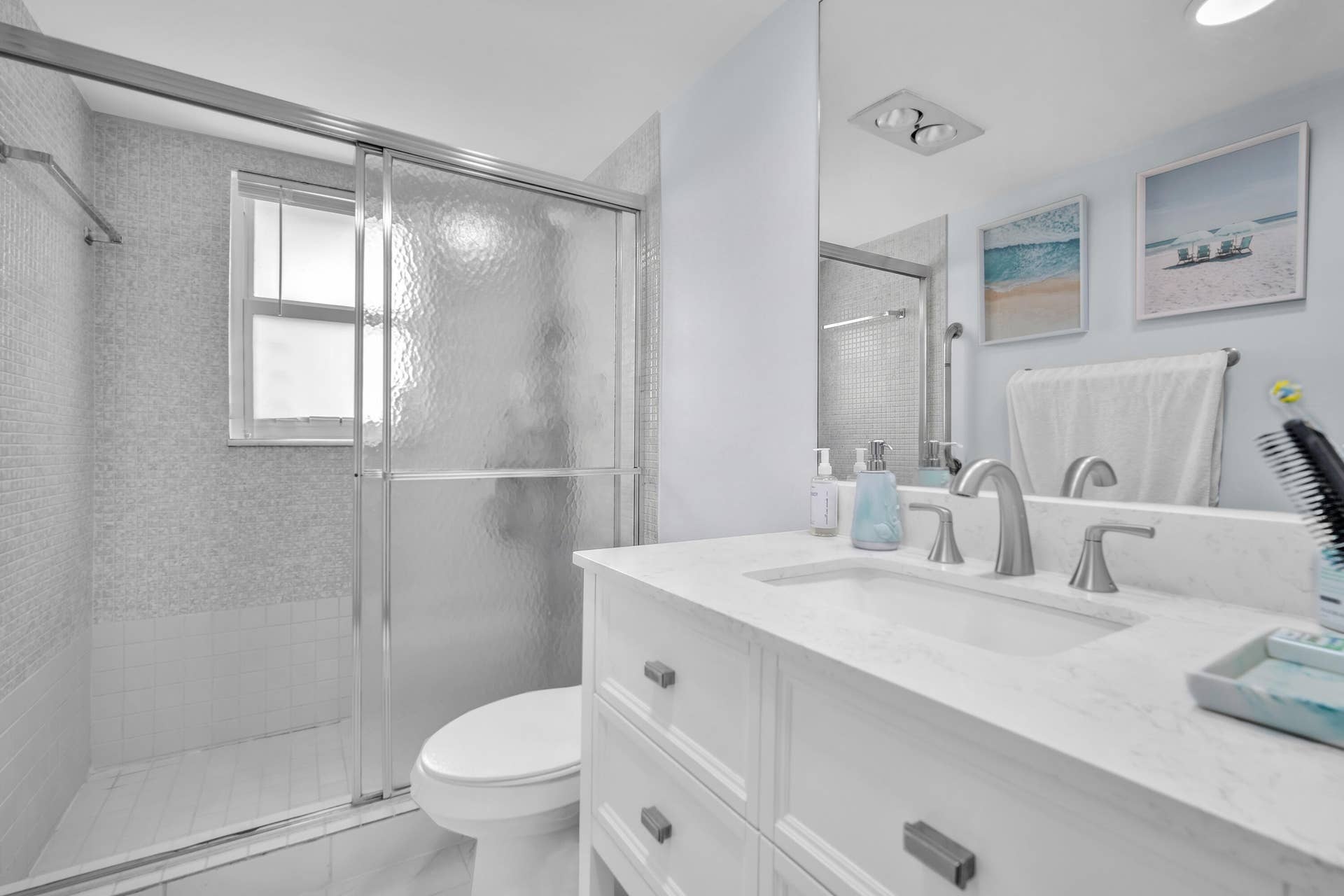3119 N Palm Aire Owner Suite Bathroom