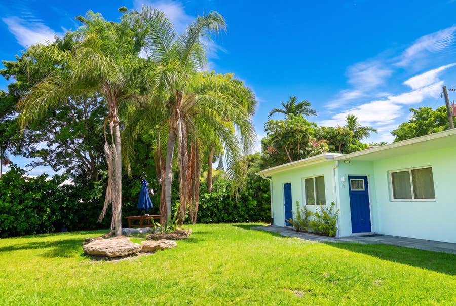Property photo for 898 SE 2nd Place, Deerfield Beach, FL