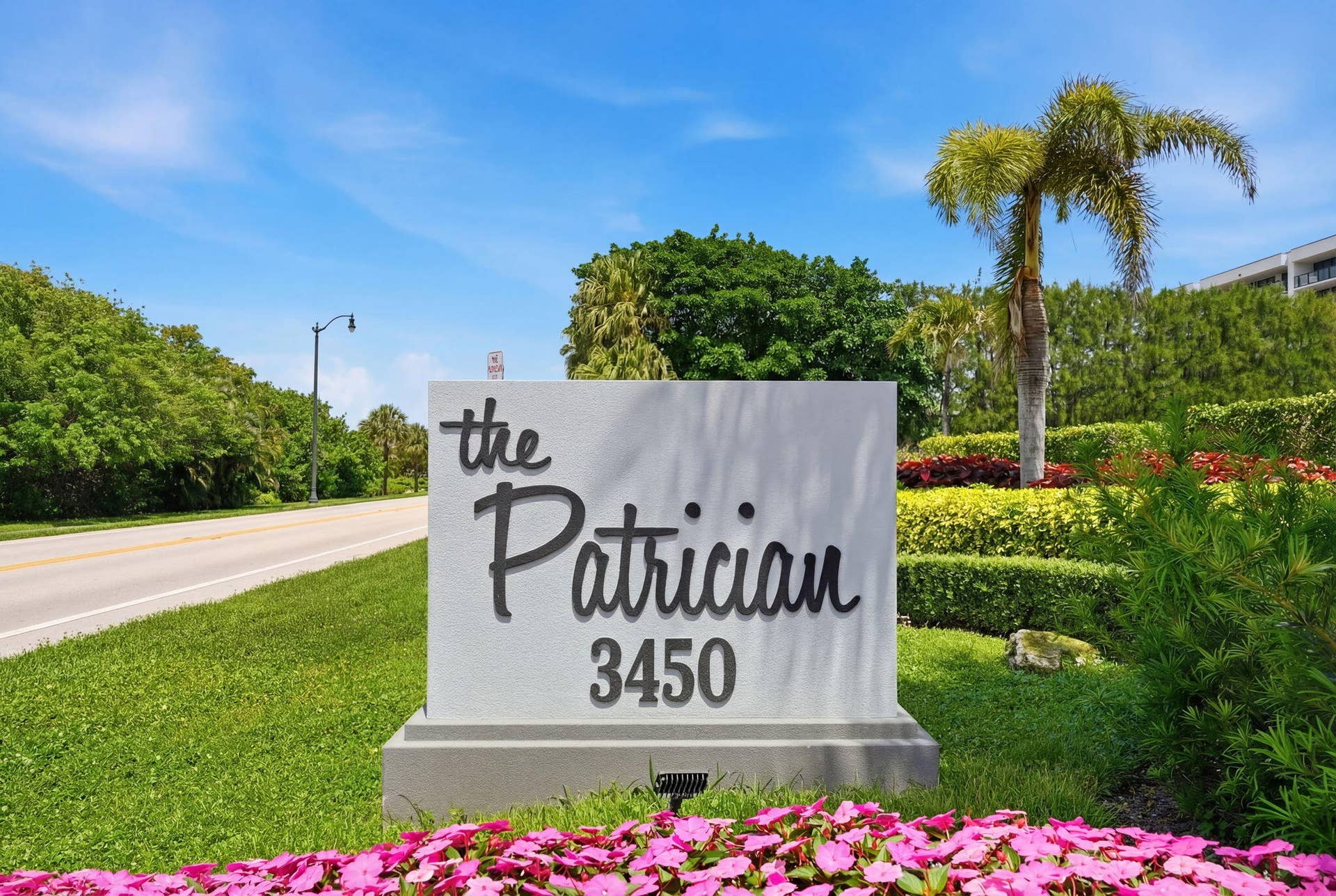 22-web-or-mls-the_patrician_amenities_22