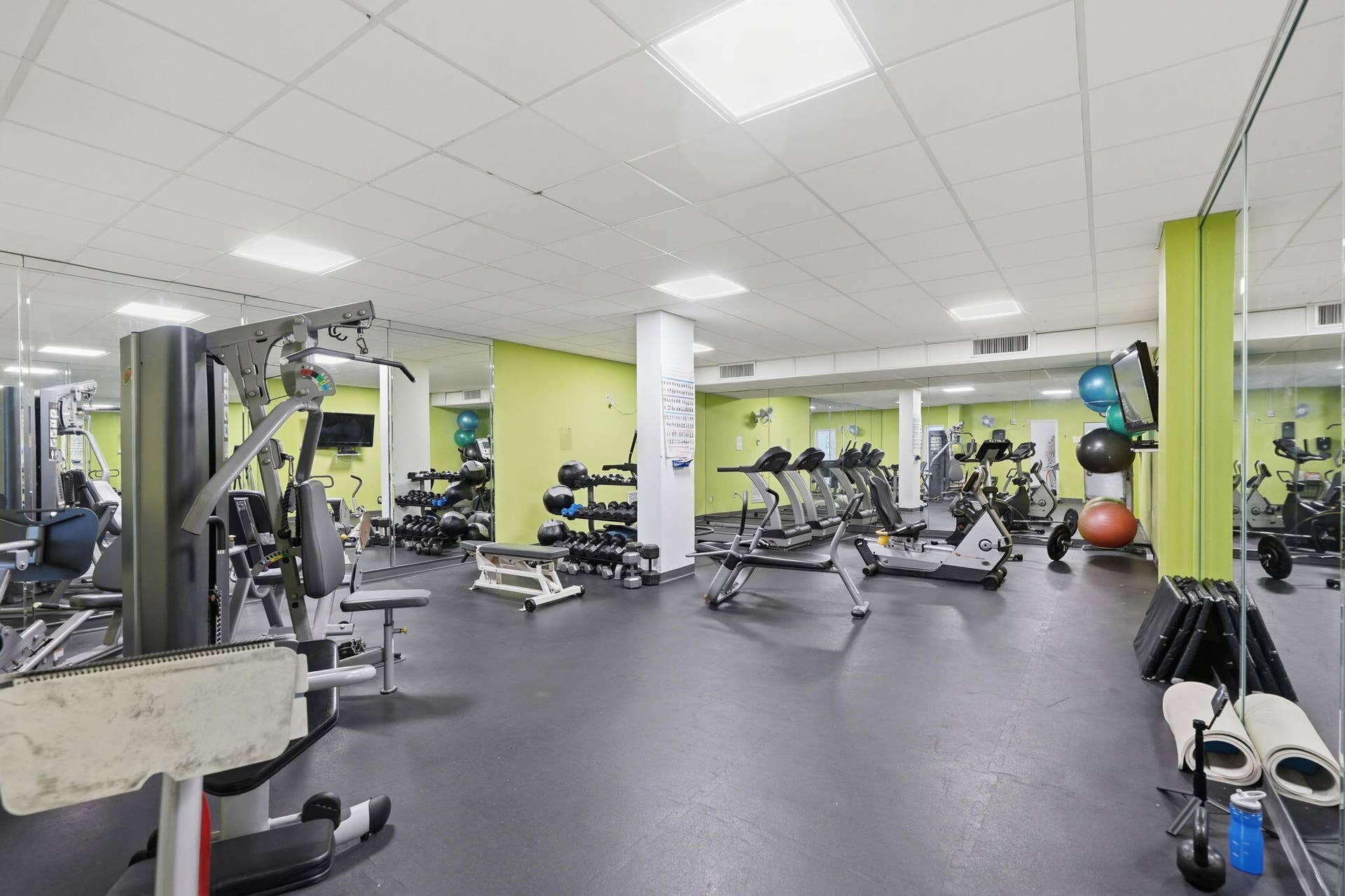 12-web-or-mls-the_patrician_amenities_12