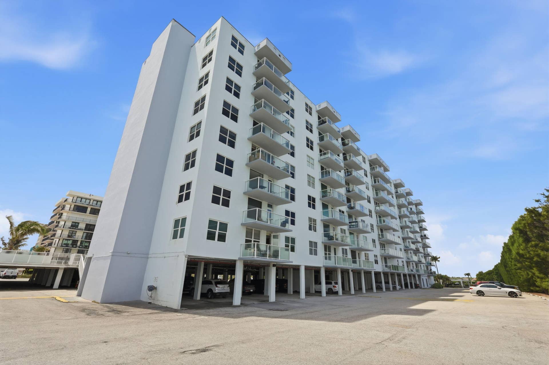 26-web-or-mls-the_patrician_amenities_26