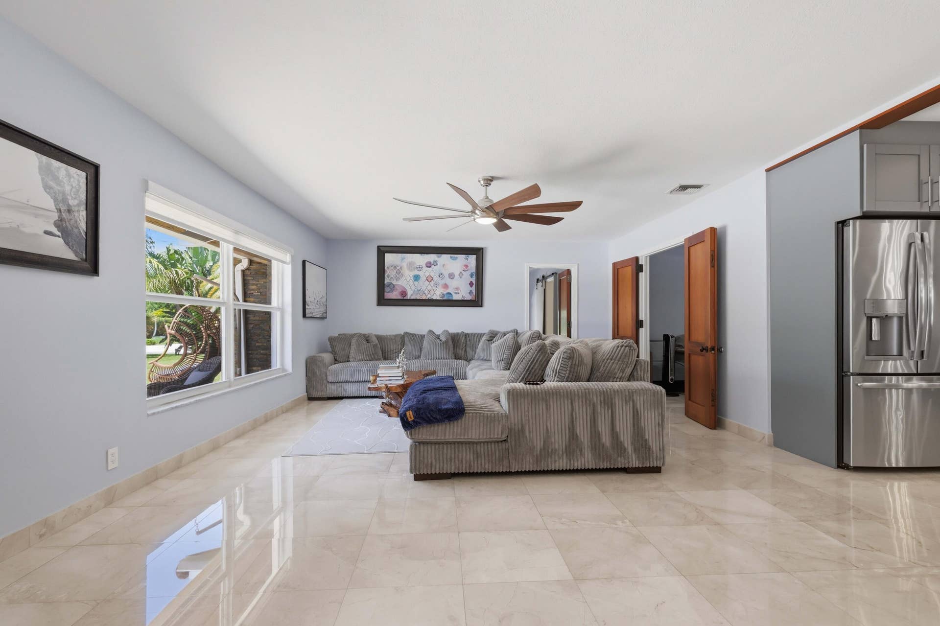 3316 NE 40TH Court, Fort Lauderdale, FL 33308 Living Room