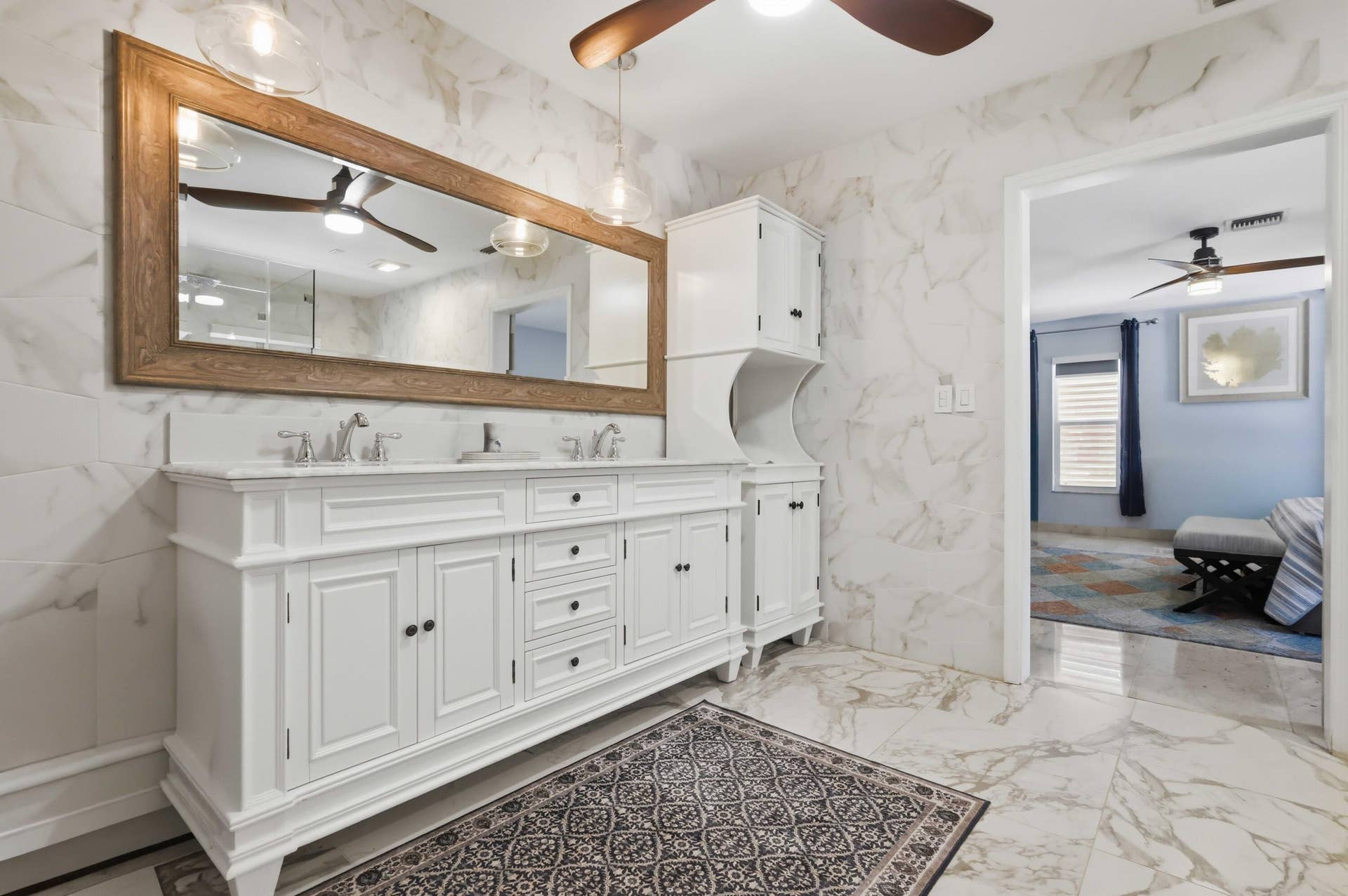 3316 NE 40TH Court, Fort Lauderdale, FL 33308 Primary bathroom double sinks 3316