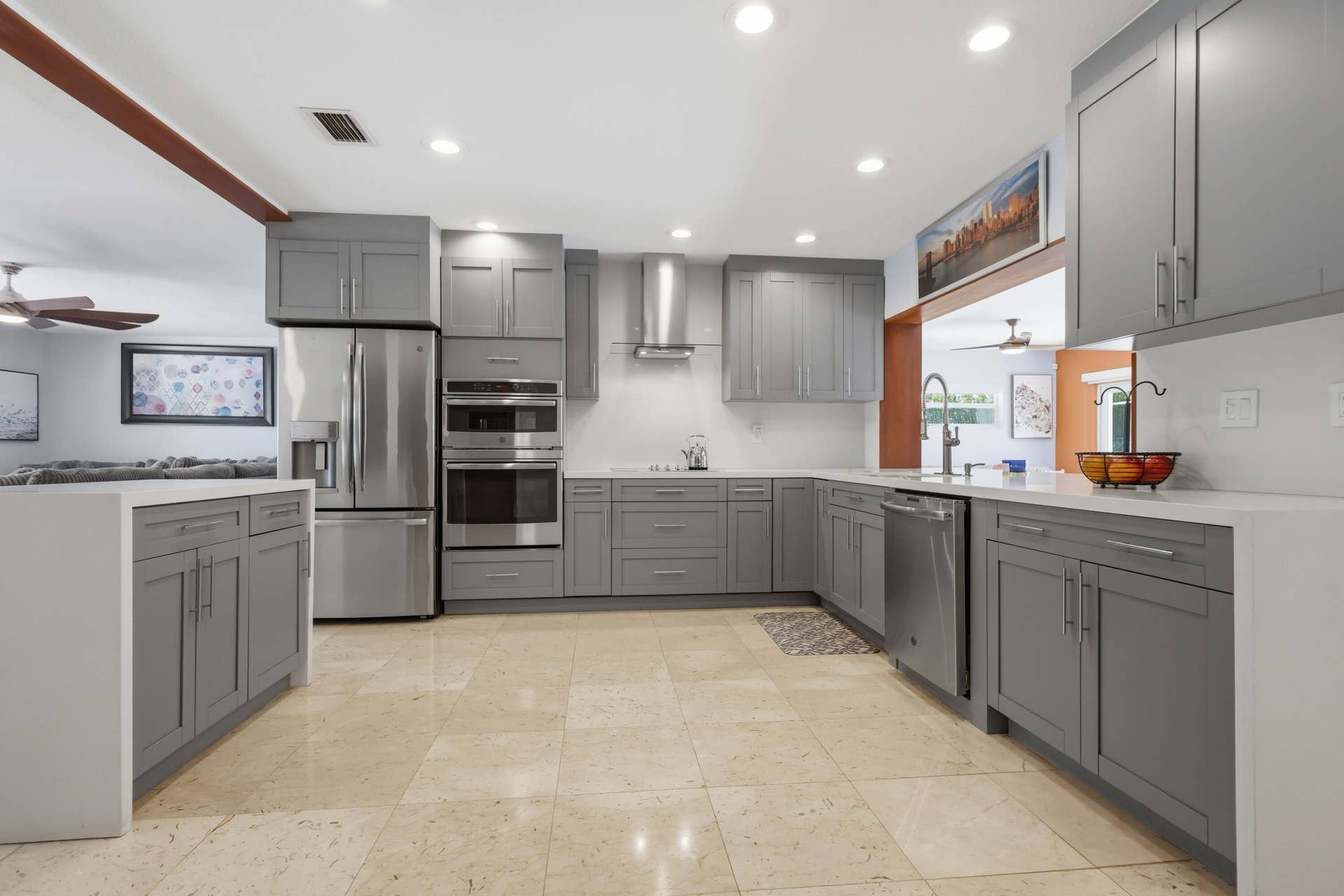 3316 NE 40TH Court, Fort Lauderdale, FL 33308 Kitchen