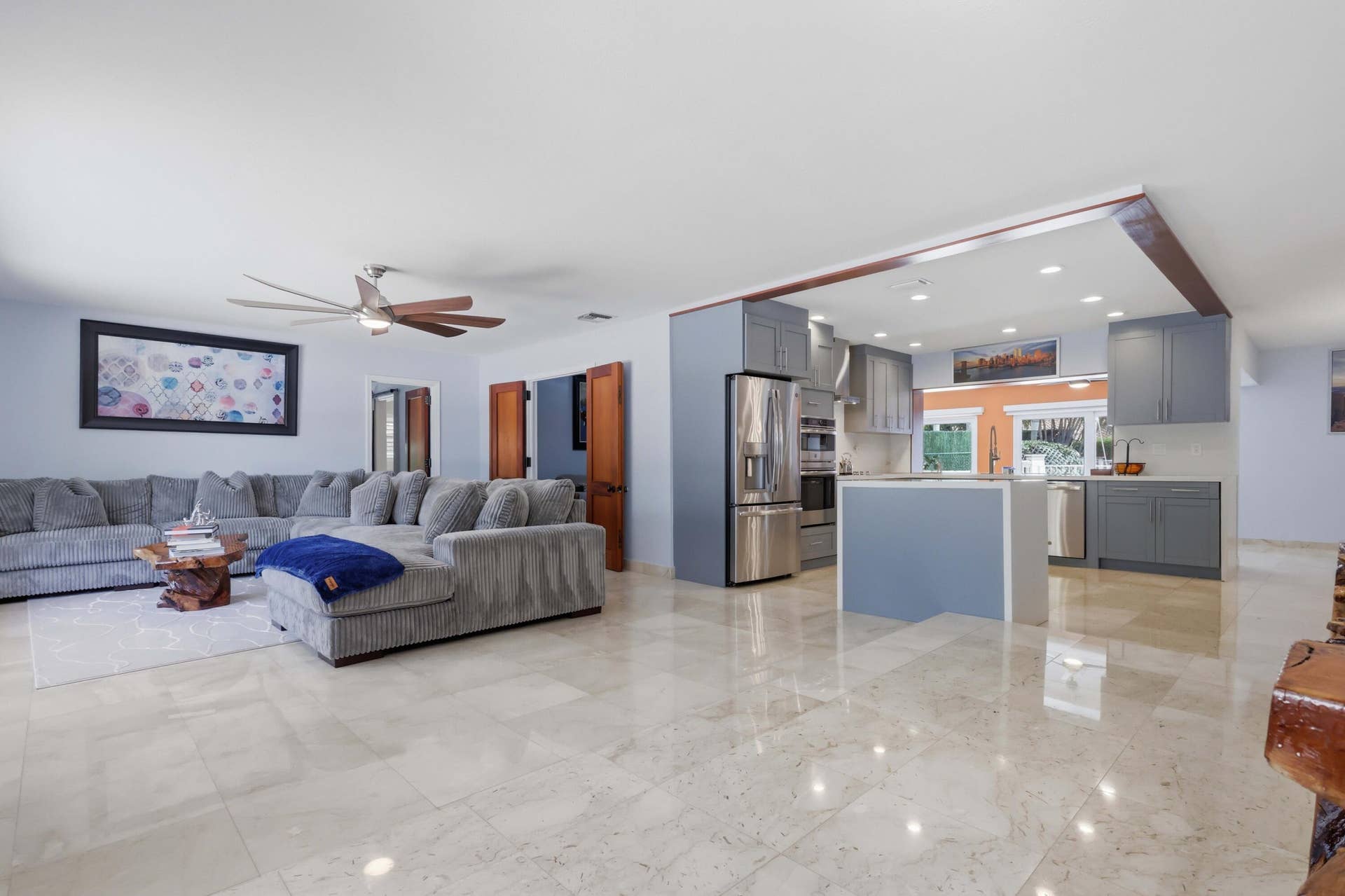 3316 NE 40TH Court, Fort Lauderdale, FL 33308 Living Room