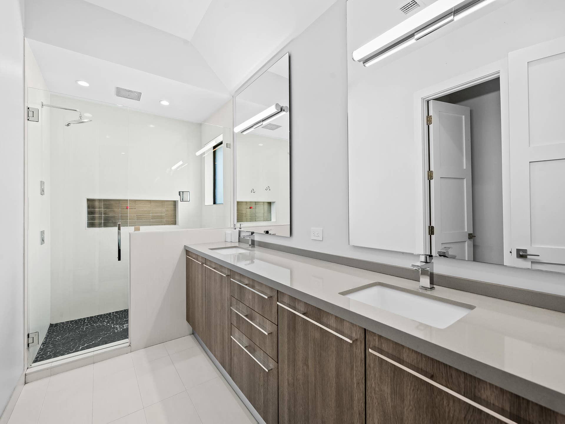 315 NE 15th Avenue, Fort Lauderdale, FL 33301 DSC_1507