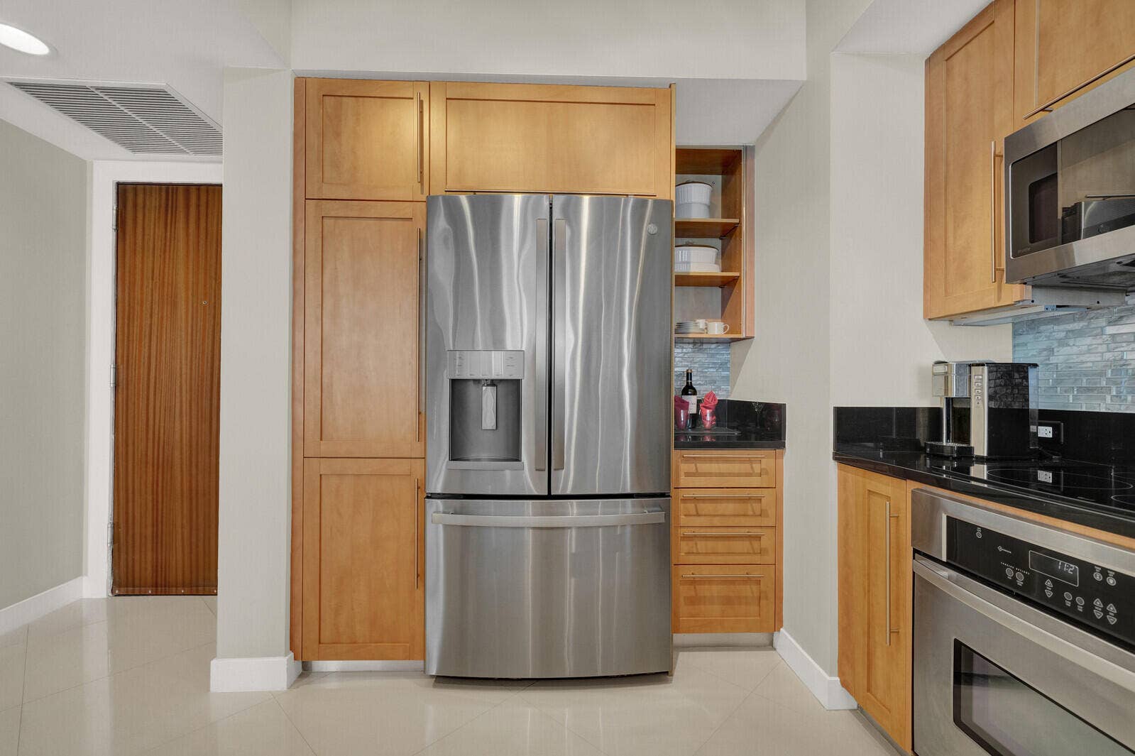 2831 N Ocean Boulevard, #1006N, Fort Lauderdale, FL 33308 07_Image_7_mls