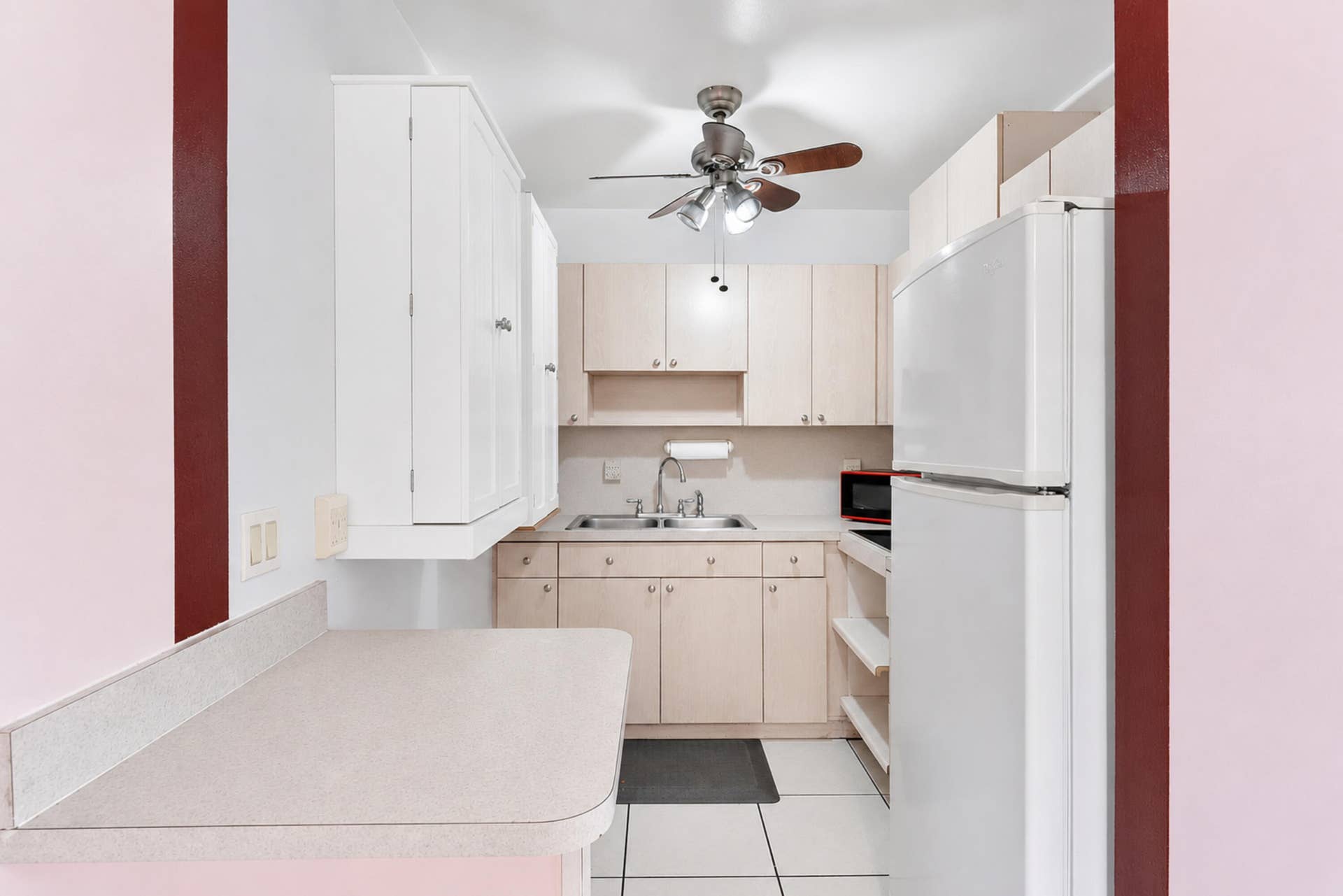 425 CHURCHILL Road, West Palm Beach, FL 33405 12