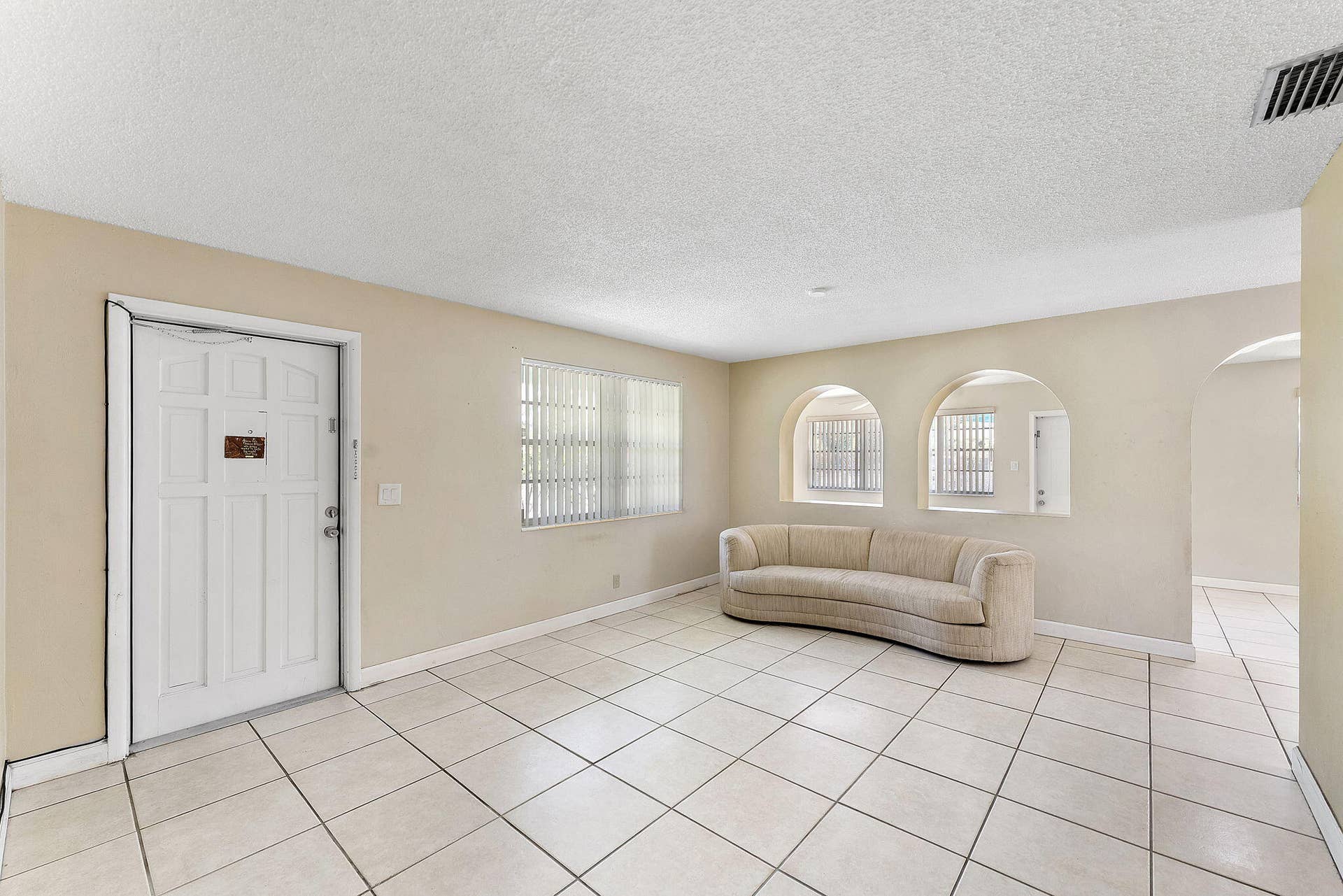 425 CHURCHILL Road, West Palm Beach, FL 33405 23-web-or-mls-DSC01866