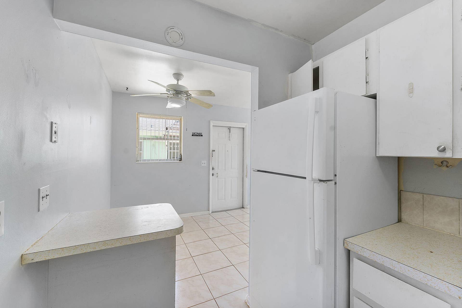 425 CHURCHILL Road, West Palm Beach, FL 33405 48-web-or-mls-DSC01971