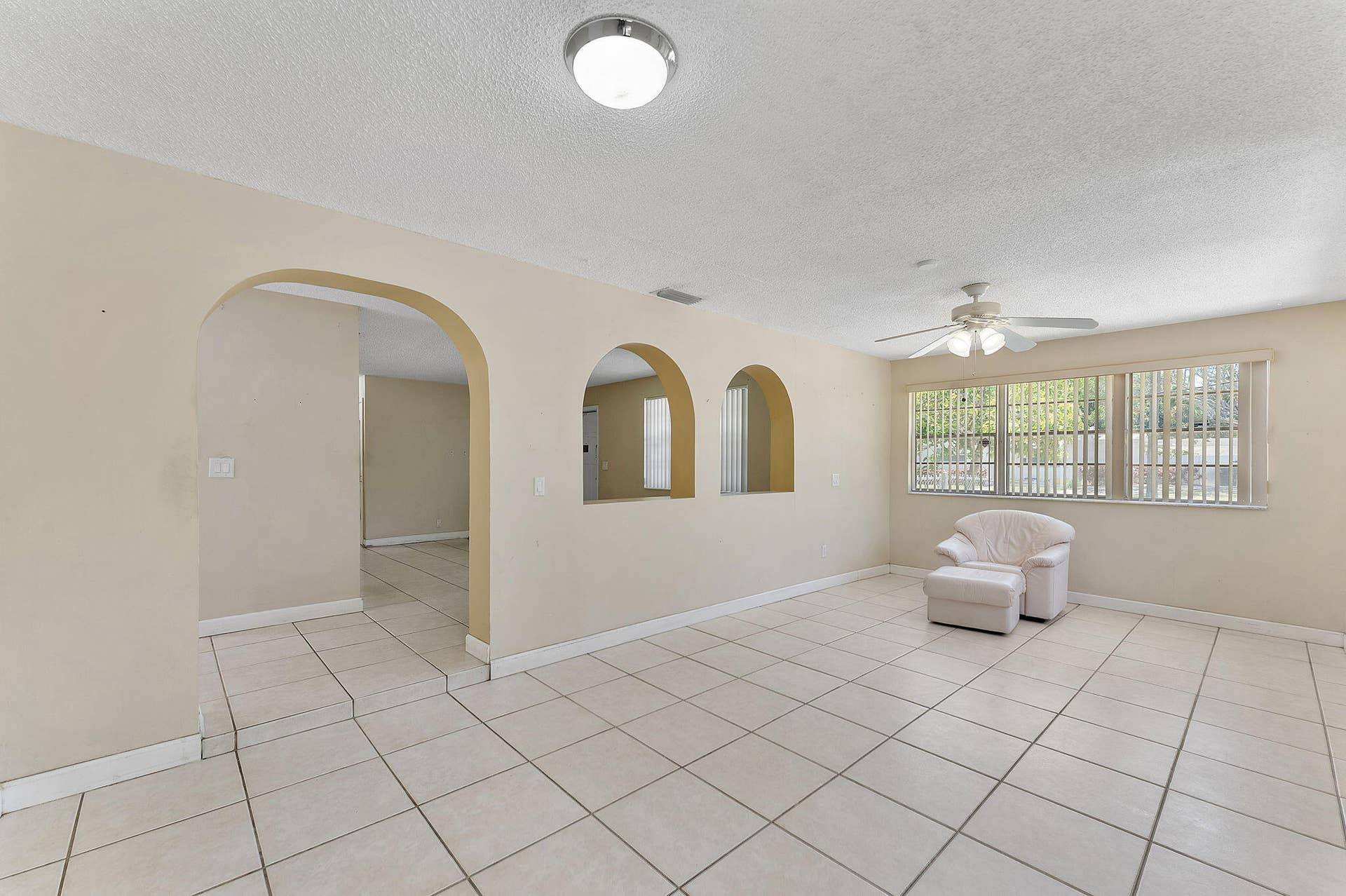 425 CHURCHILL Road, West Palm Beach, FL 33405 26-web-or-mls-DSC01881