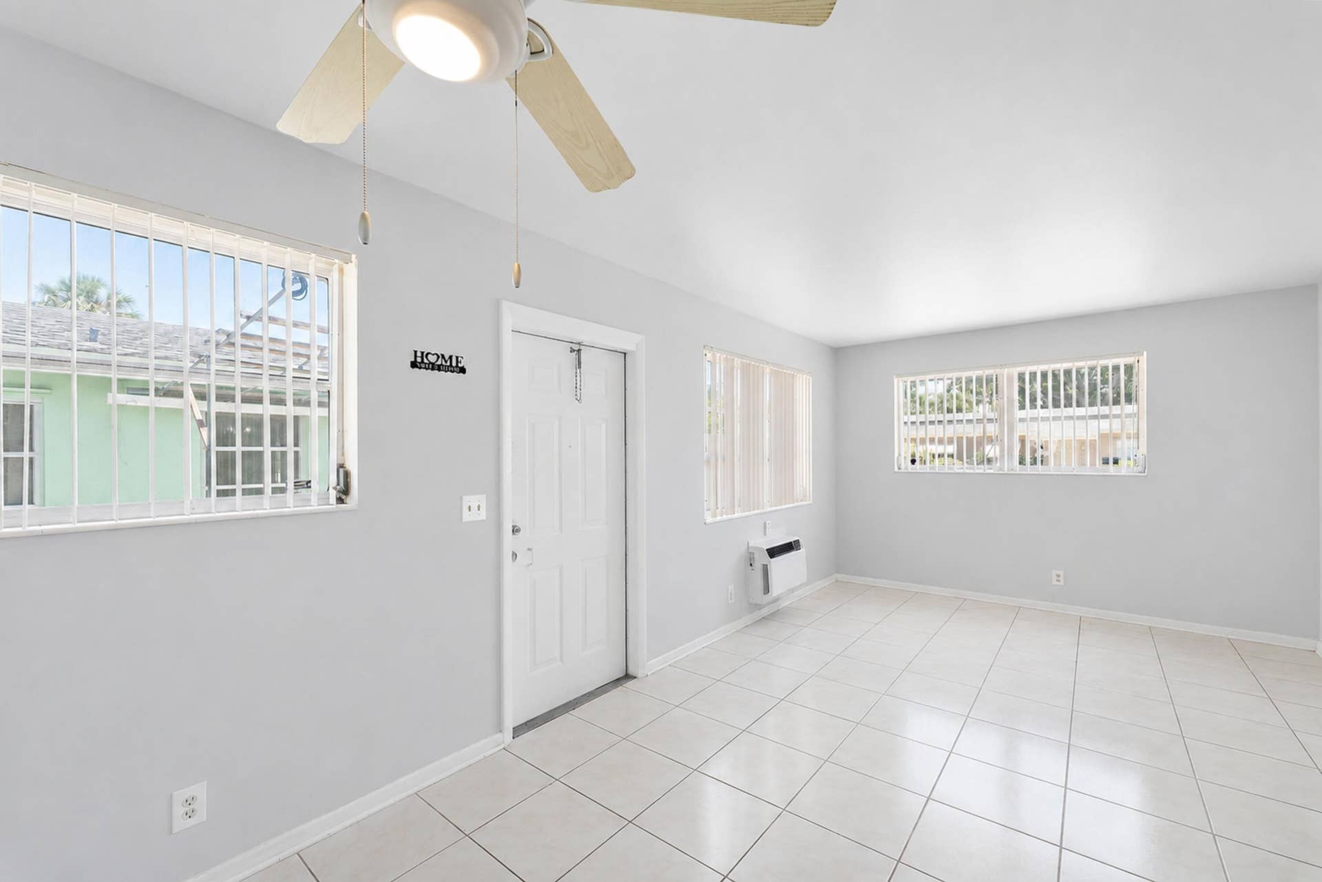 425 CHURCHILL Road, West Palm Beach, FL 33405 14