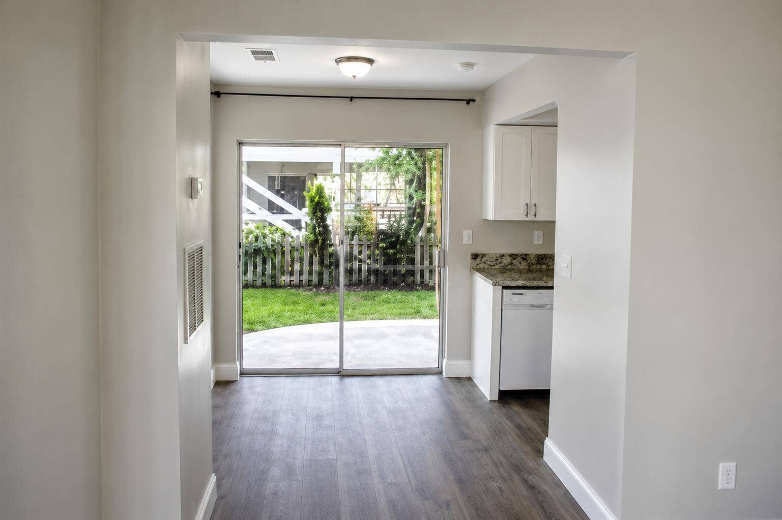2120 NE 41st Street, #D, Lighthouse Point, Lighthouse Point, FL 33064 Dining area
