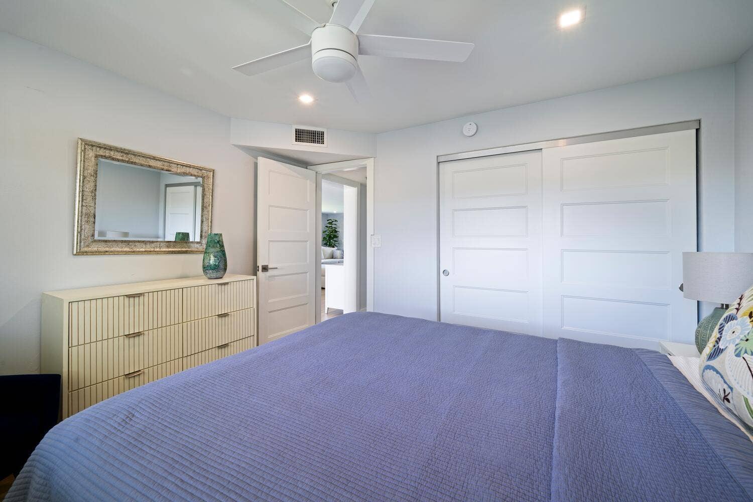 52 Yacht Club Drive, #309, North Palm Beach, FL 33408 52 Yacht Club Dr Apt 309 North-large-028