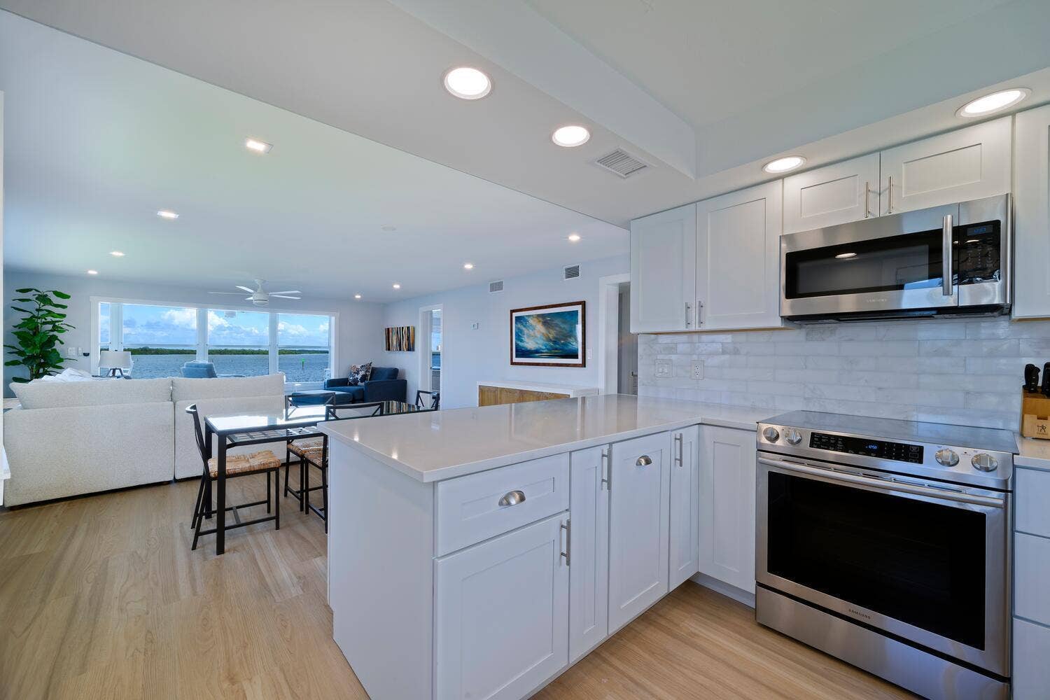 52 Yacht Club Drive, #309, North Palm Beach, FL 33408 52 Yacht Club Dr Apt 309 North-large-016