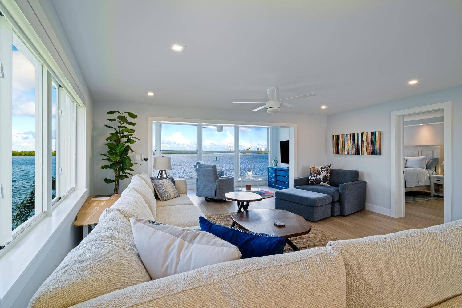 52 Yacht Club Drive, #309, North Palm Beach, FL 33408 52 Yacht Club Dr Apt 309 North-large-017