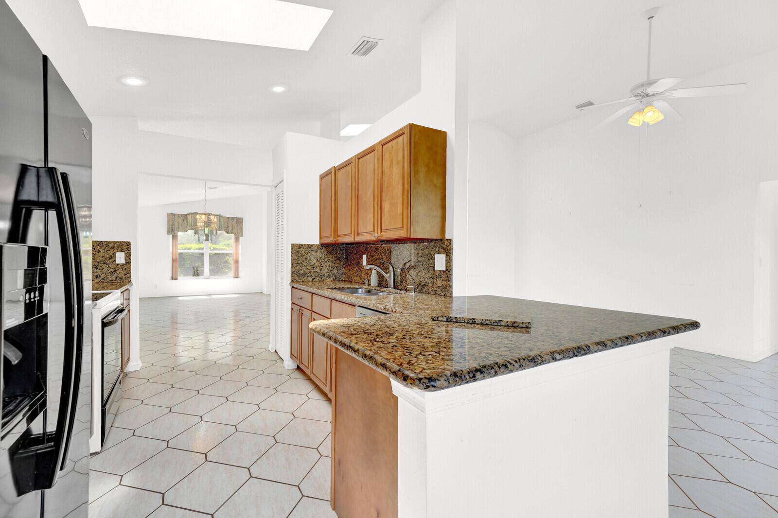 8799 Sonoma Lake Boulevard, Boca Raton, FL 33434 Kitchen