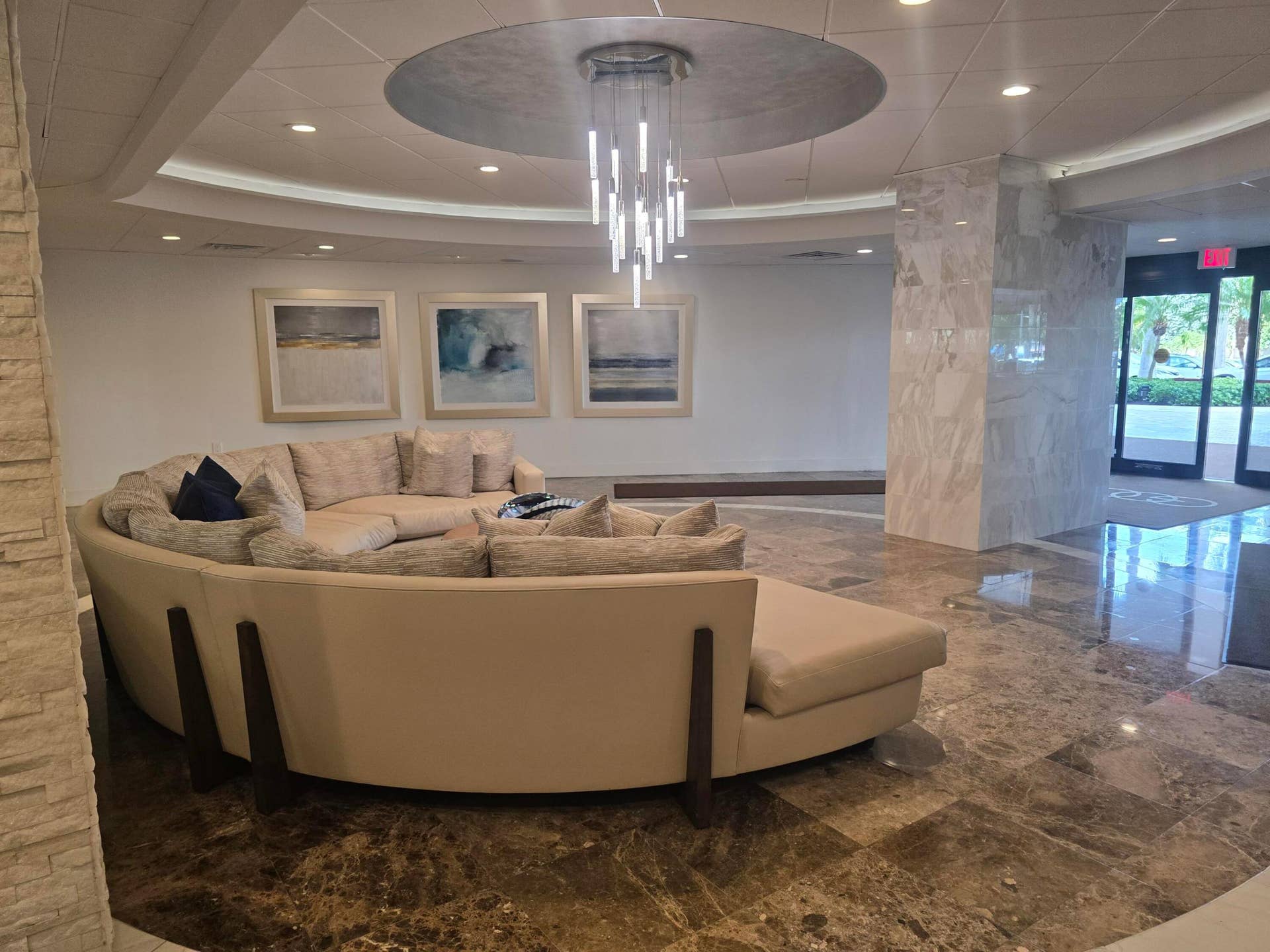 Lobby2