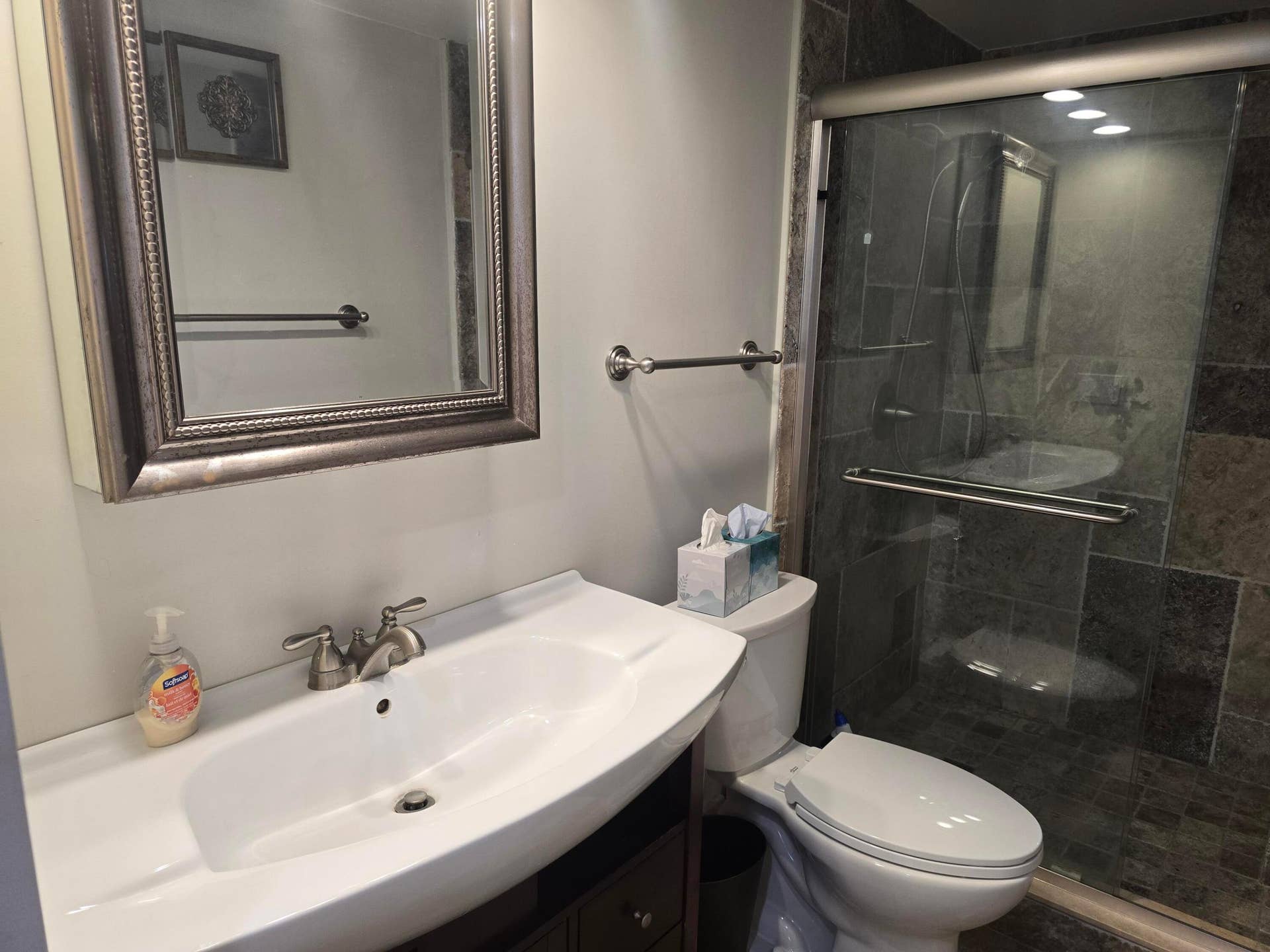 Master Bath2