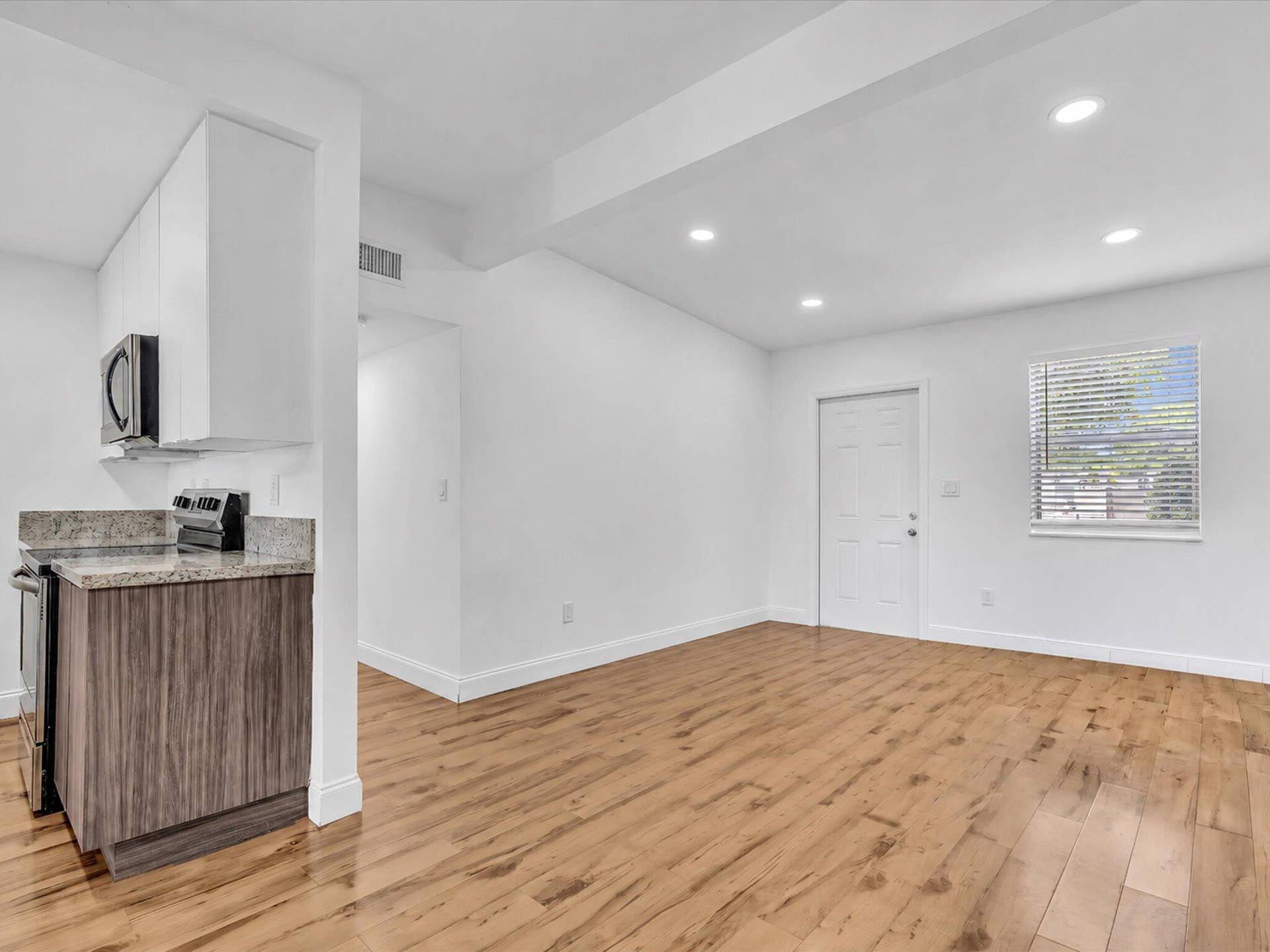 Virtually decluttered  furniture removed