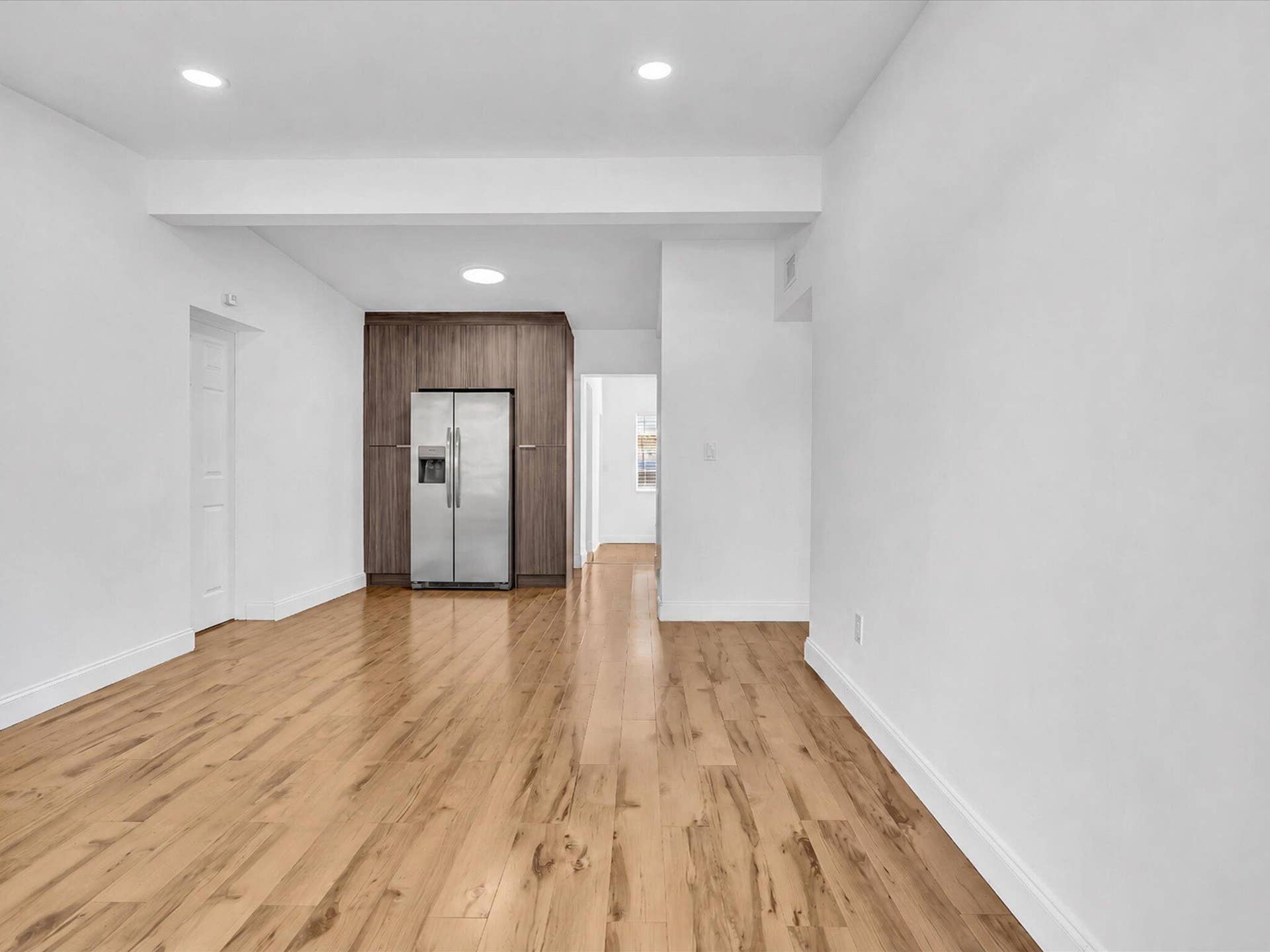 Virtually decluttered  furniture removed