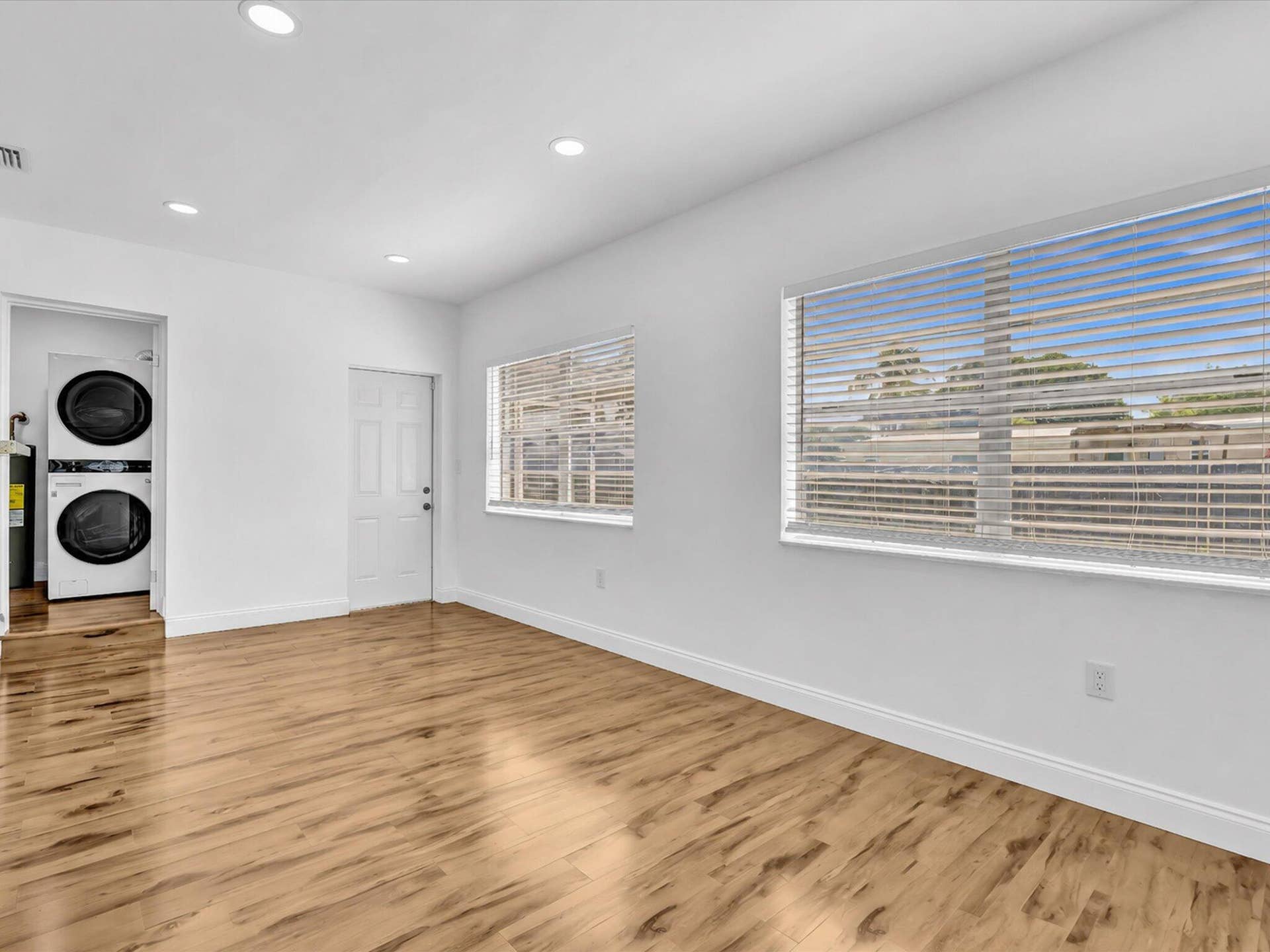 Virtually decluttered  furniture removed