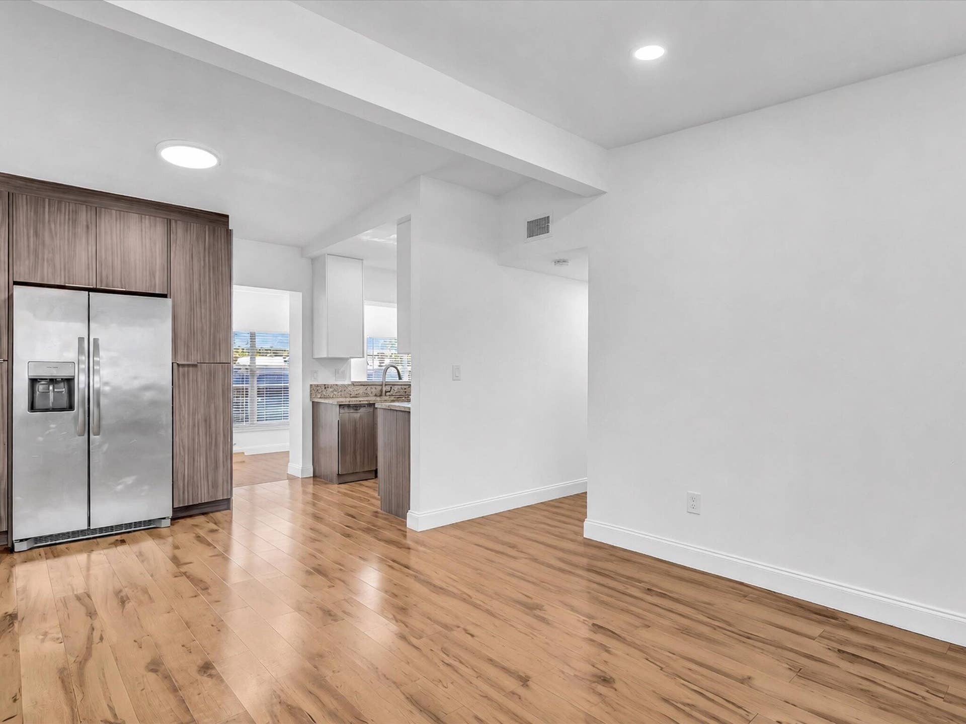Virtually decluttered  furniture removed
