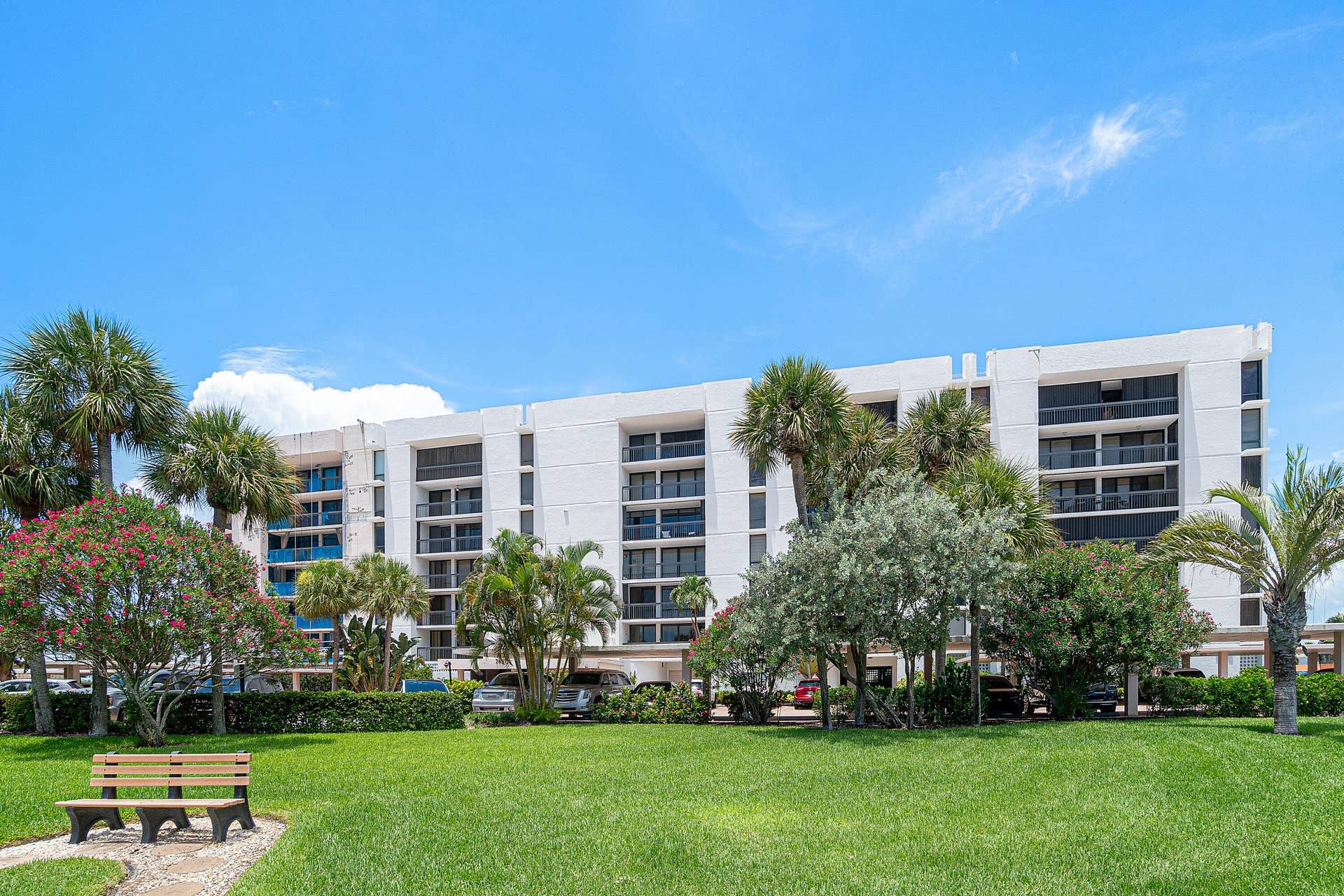 001-2697NorthOceanBoulevard-F507-BocaRat