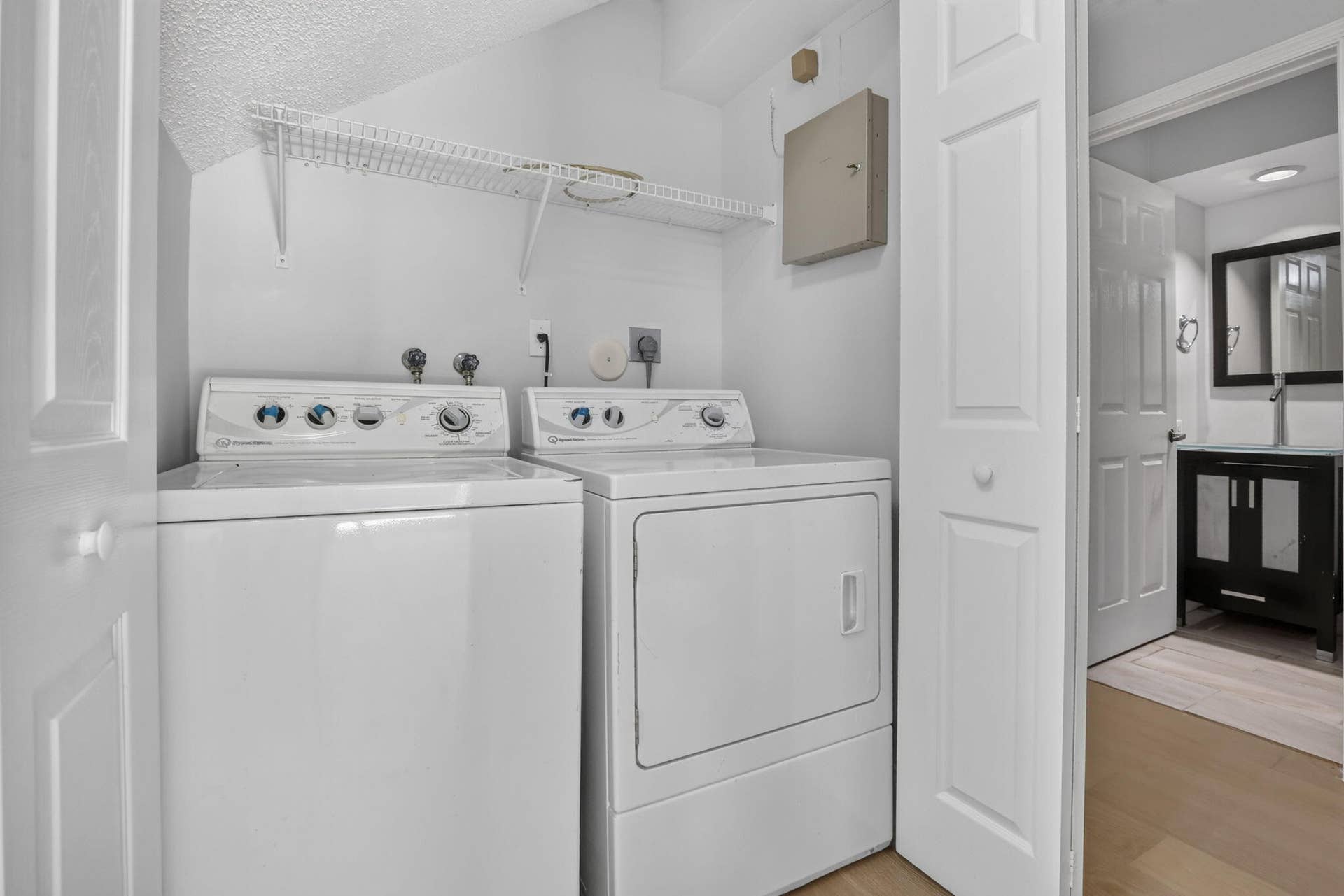 9444 NW 8th Circle, Plantation, FL 33324 28-web-or-mls-_A7A0582