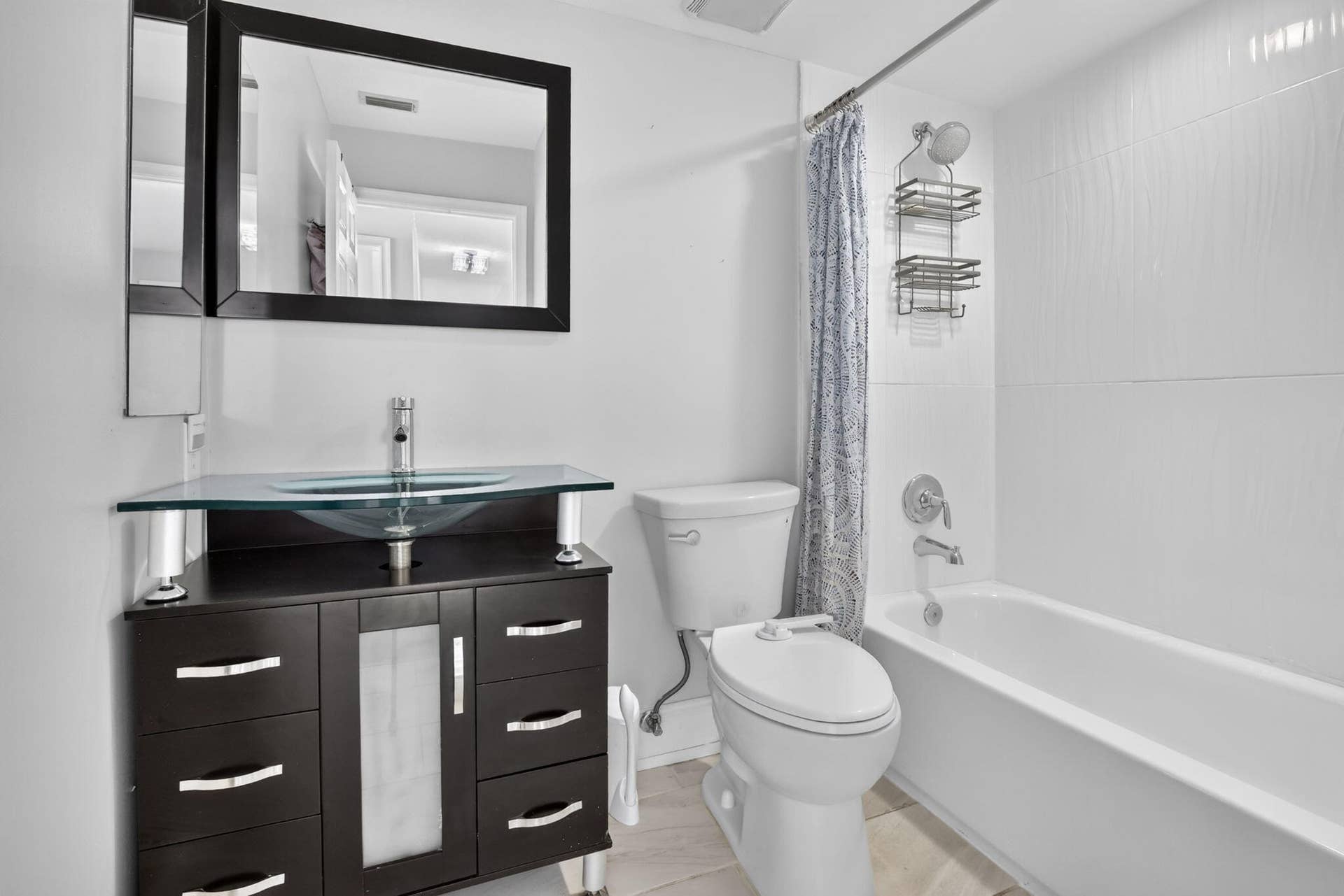 9444 NW 8th Circle, Plantation, FL 33324 43-web-or-mls-_A7A0657