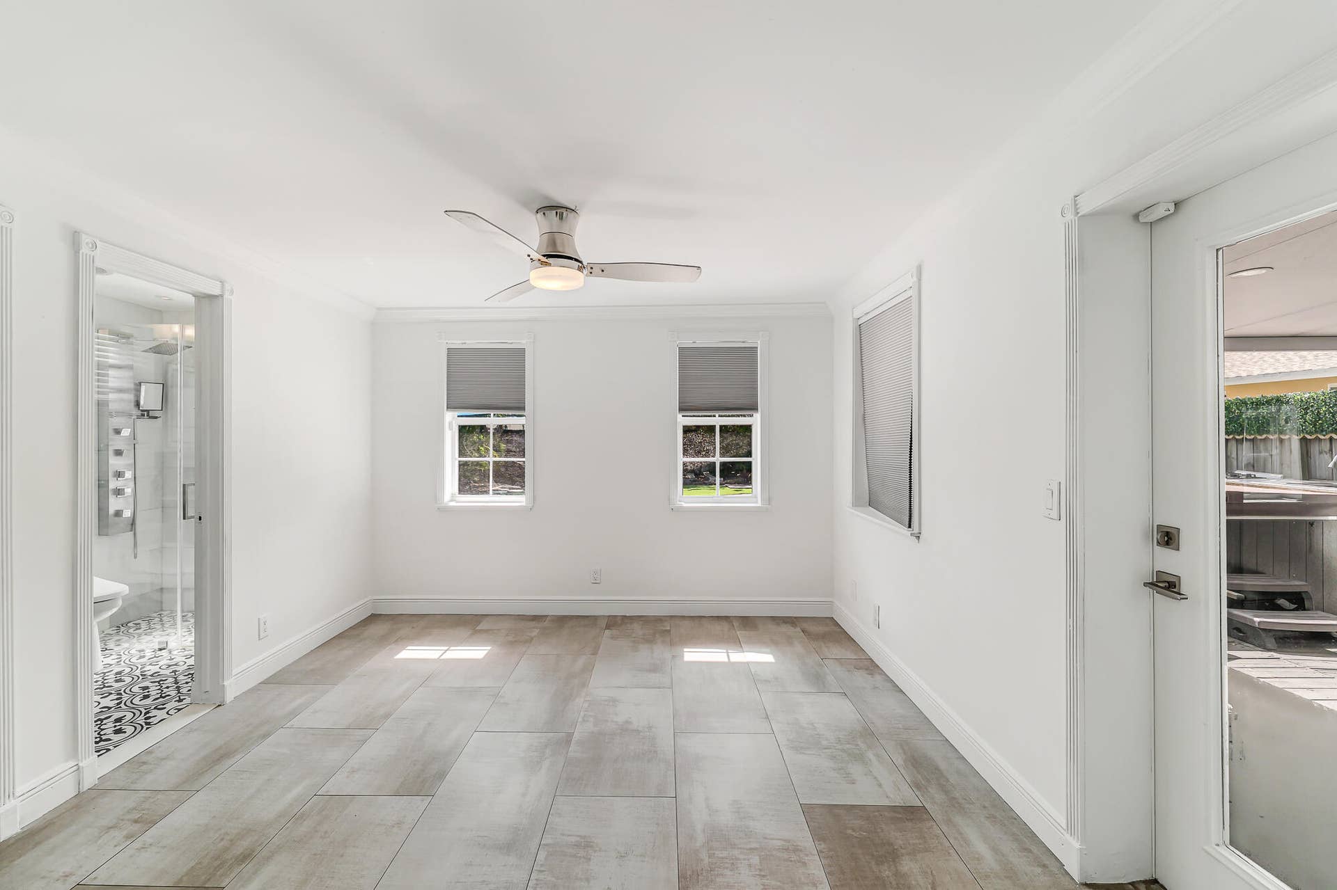 1432 NE 2ND Avenue, Fort Lauderdale, FL 33304 Unstaged Primary bdrm.