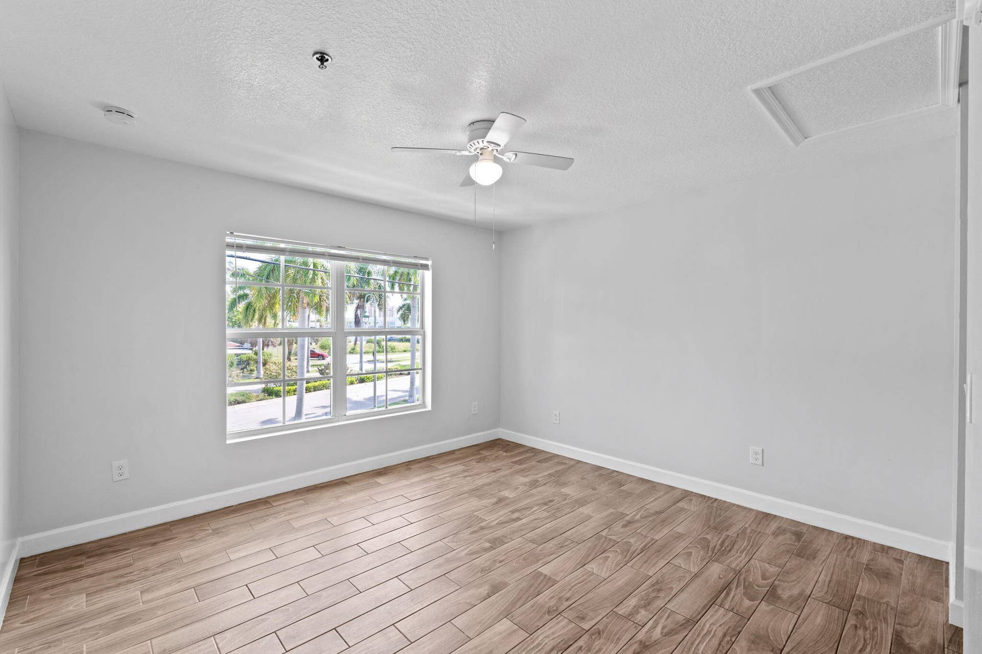 56 W 12th Street, #C, Riviera Beach, FL 33404 24-web-or-mls-A7409435