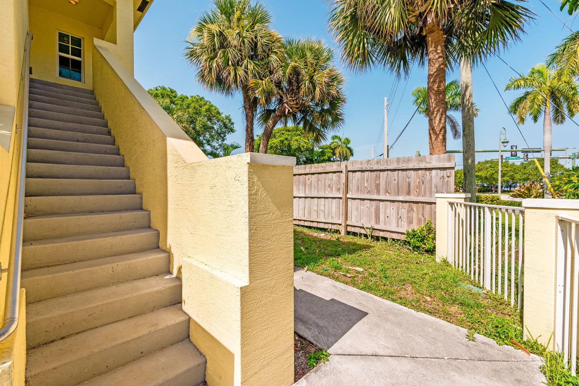 56 W 12th Street, #C, Riviera Beach, FL 33404 4-web-or-mls-A7409465