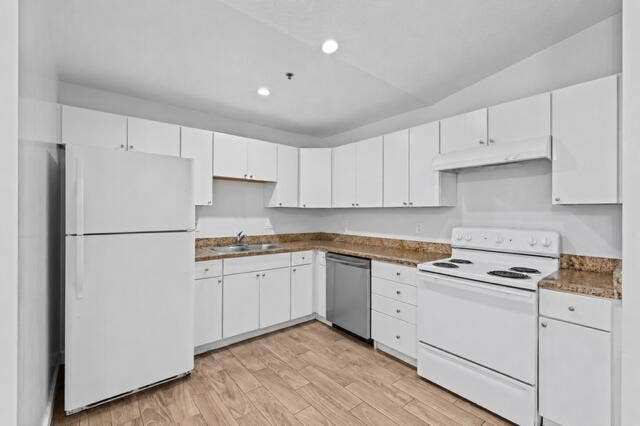 56 W 12th Street, #C, Riviera Beach, FL 33404 BDC3693B-6CC1-4097-B217-85DCC61DDF75
