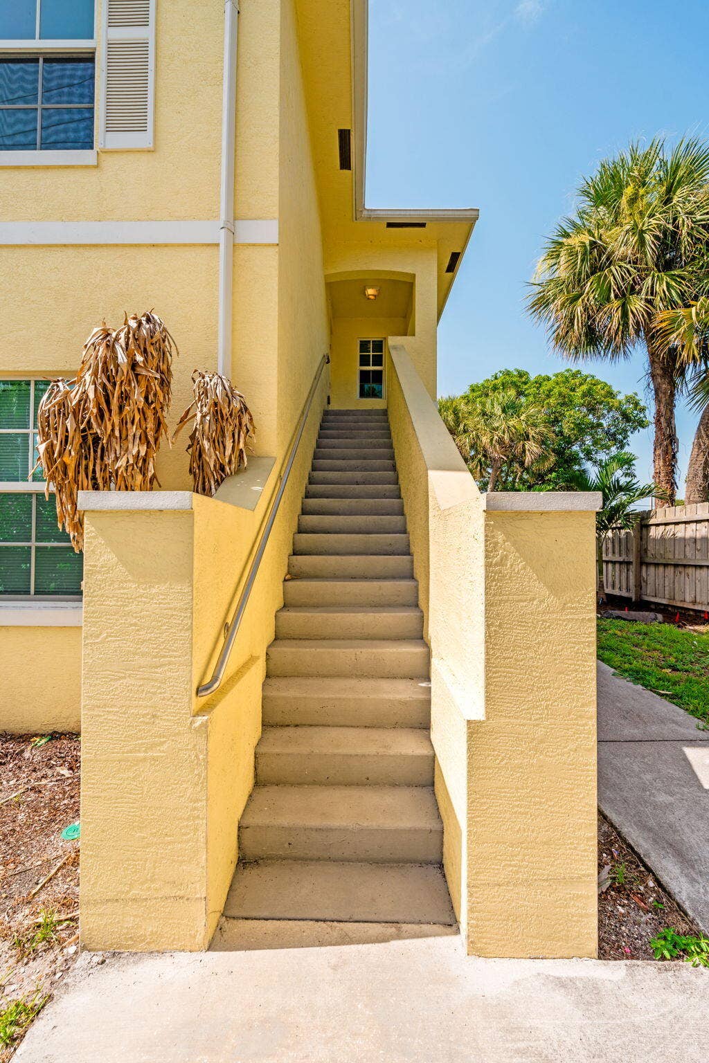 56 W 12th Street, #C, Riviera Beach, FL 33404 3-web-or-mls-A7409463
