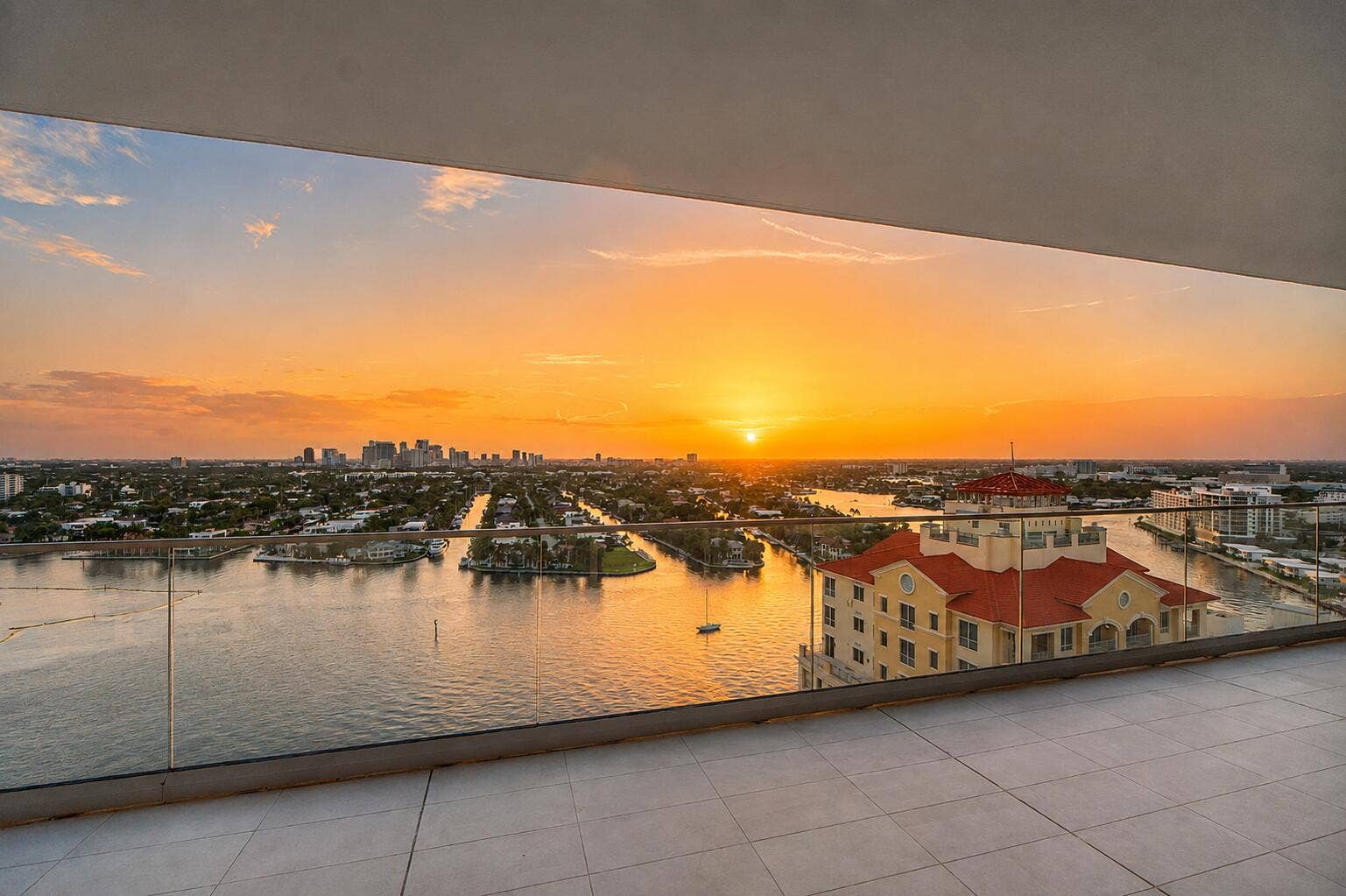 153 N Seabreeze Boulevard N, #1803, Fort Lauderdale, FL 33304 Pic 2
