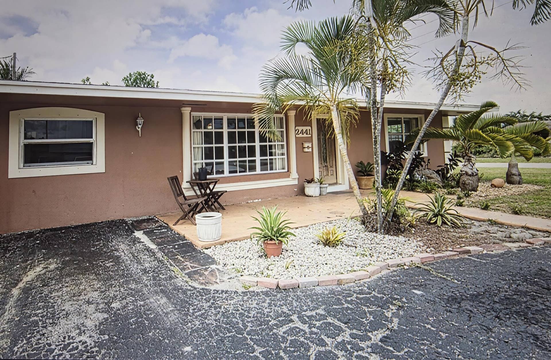 2441 PINE TREE Drive, Miramar, FL 33023 Exterior
