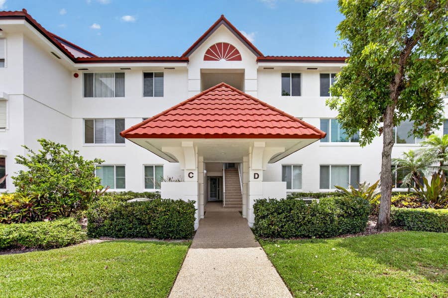 Property photo for 104 HALF MOON Circle, #D2, Hypoluxo, FL
