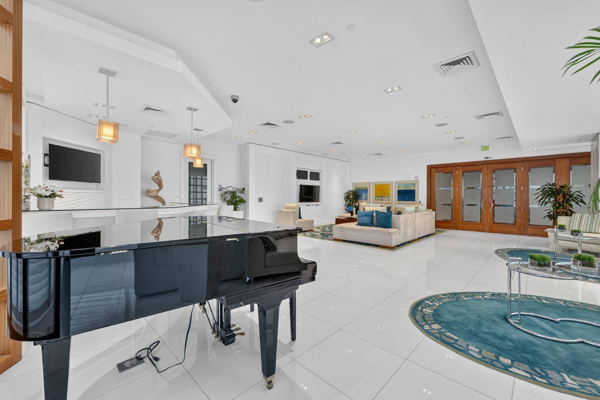 2821 N Ocean Boulevard, #503s, Fort Lauderdale, FL 33308 sapphire social room