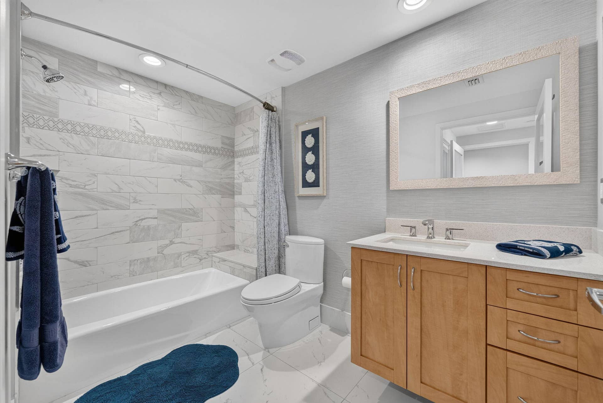 2821 N Ocean Boulevard, #503s, Fort Lauderdale, FL 33308 guest bath #2