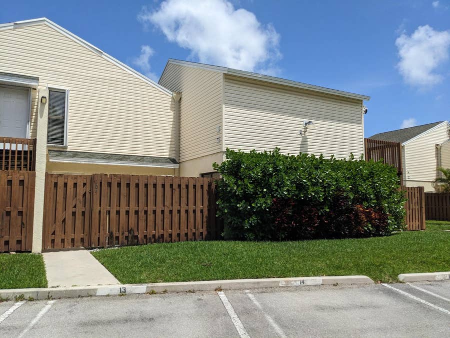 Property photo for 633 EXECUTIVE CENTER Drive, #L104, West Palm Beach, FL