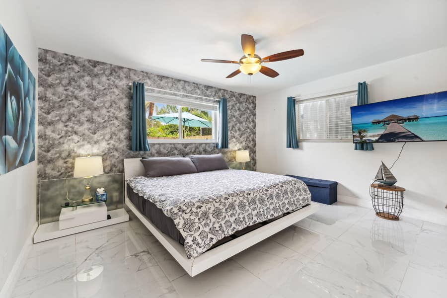 Property photo for 1243 GARFIELD Street, Hollywood, FL