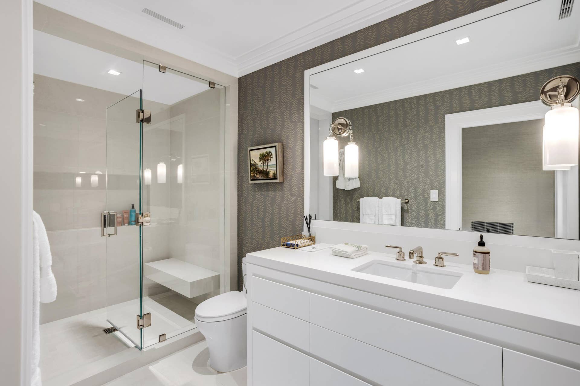 456 S OCEAN Boulevard, Palm Beach, FL 33480 mls_BATHROOM_1_EB
