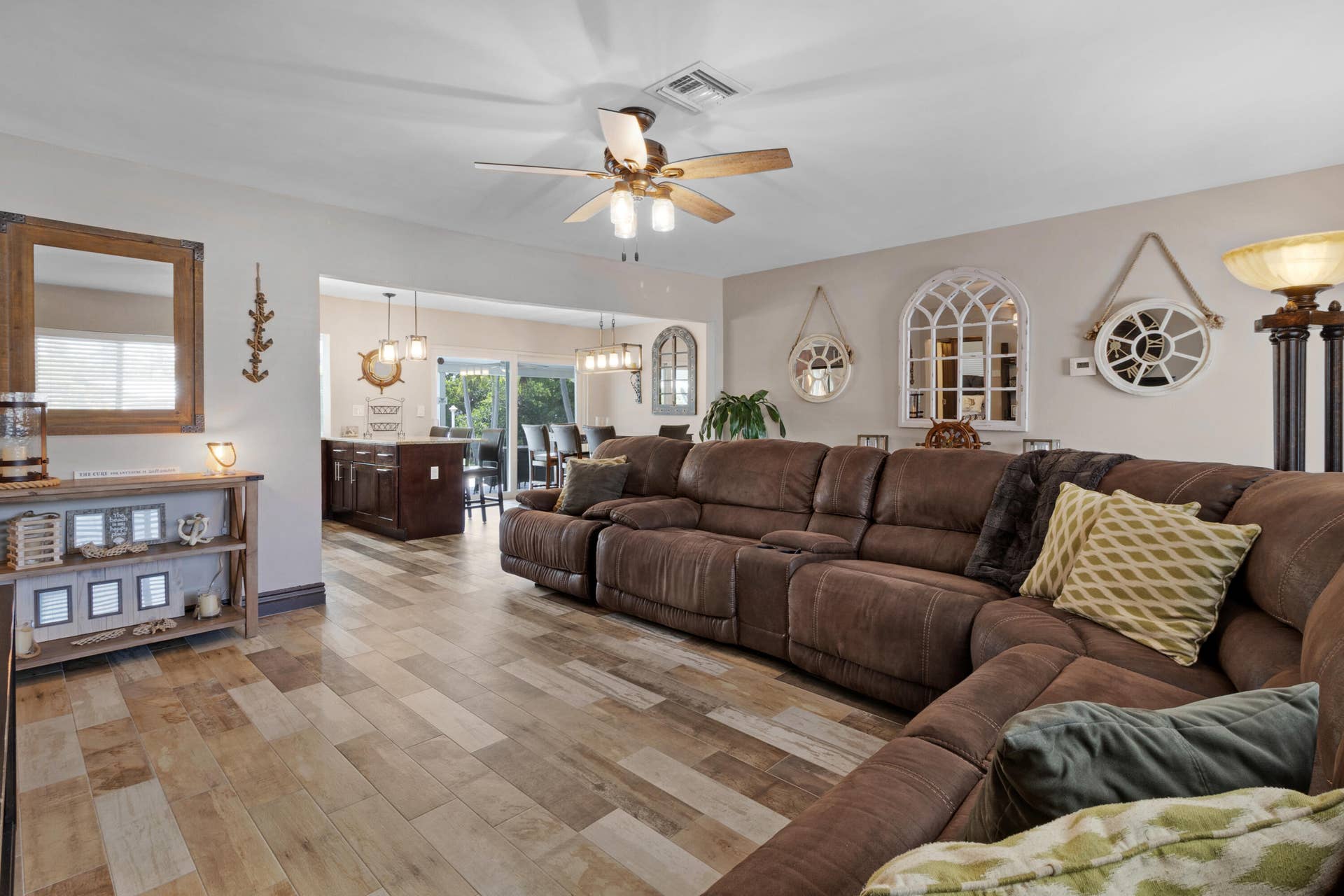 981 SE 10TH Court, Pompano Beach, FL 33060 accutour_02 981-se-10th-ct -009