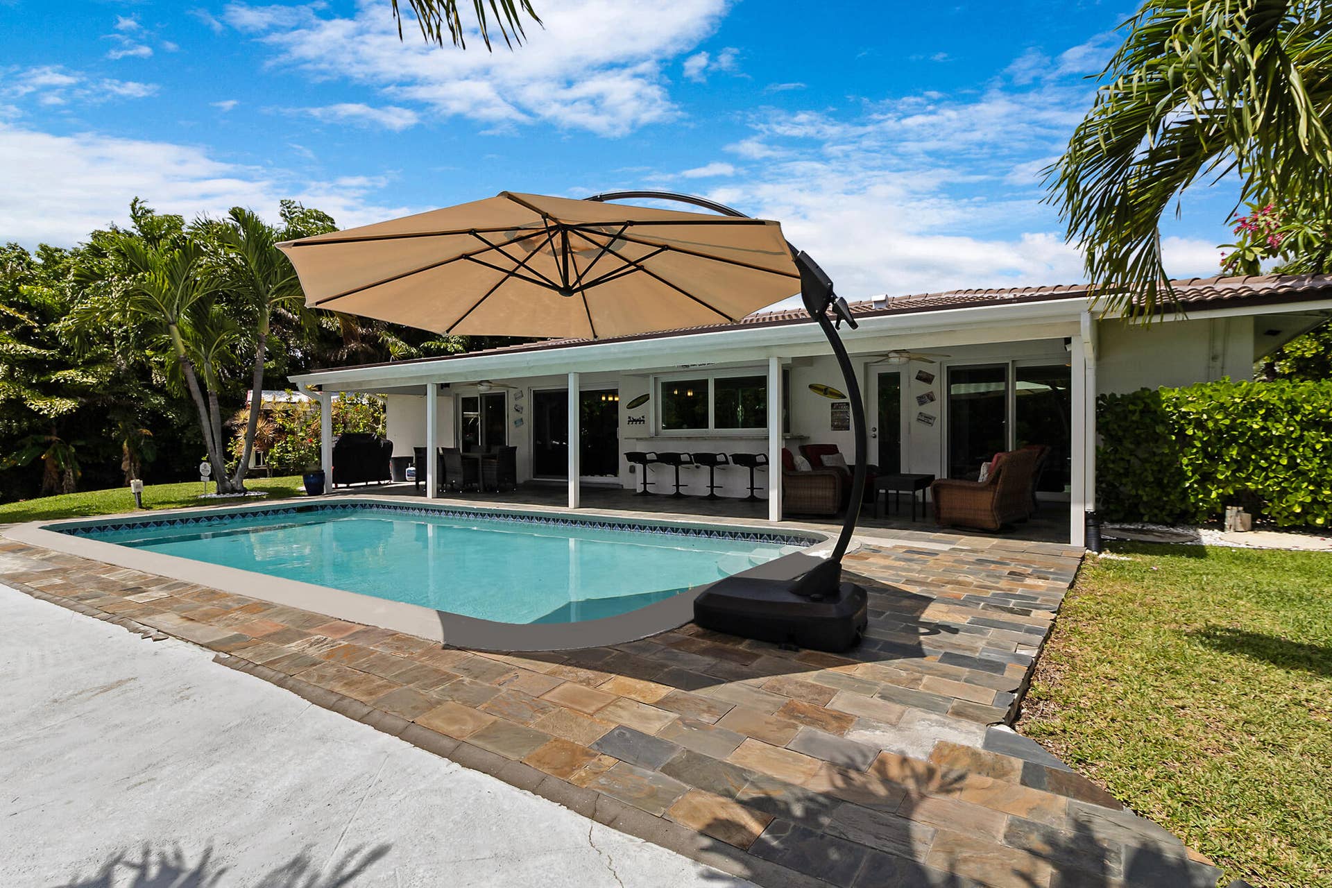 981 SE 10TH Court, Pompano Beach, FL 33060 accutour_02 981-se-10th-ct -045