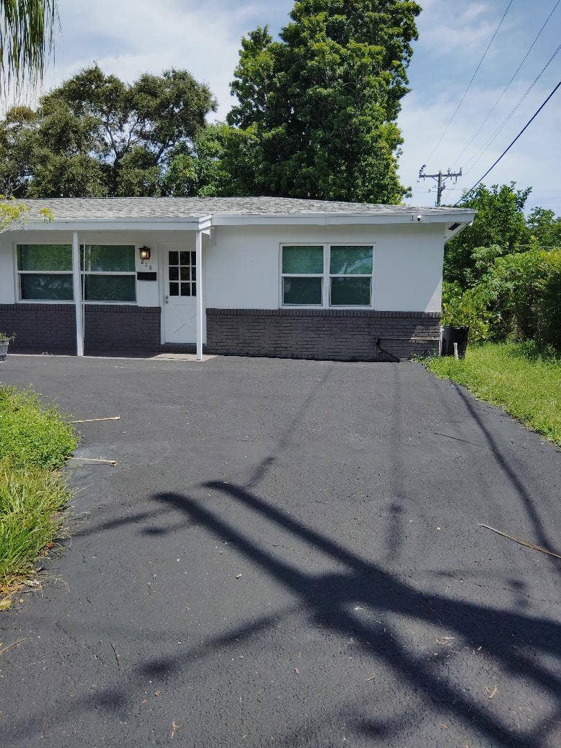Property photo for 828 PROSPERITY FARMS Road, North Palm Beach, FL